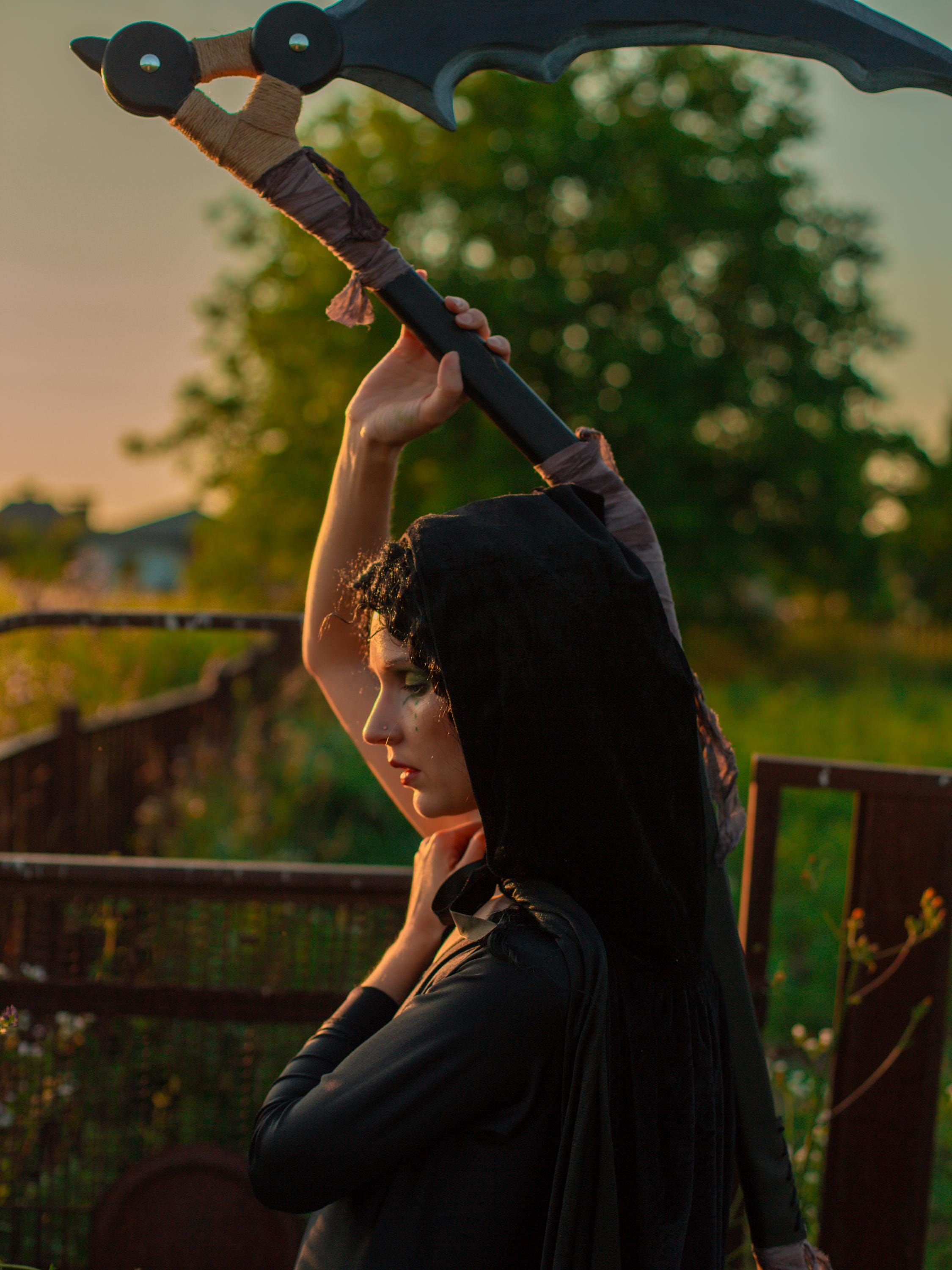 Scythe – Dark Crescent Wooden Black Staff – Handcrafted Fantasy Prop, Reaper, Gothic Fantasy Art Decor, Mystic Sorcerer Accessory