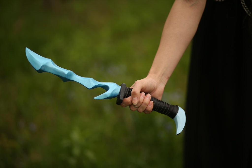 Glacial Dark Crusher Dagger – Crystal Fantasy Knife, Handcrafted Magic Blade, Assassin’s Cosplay Weapon, Witch Ritual Dagger