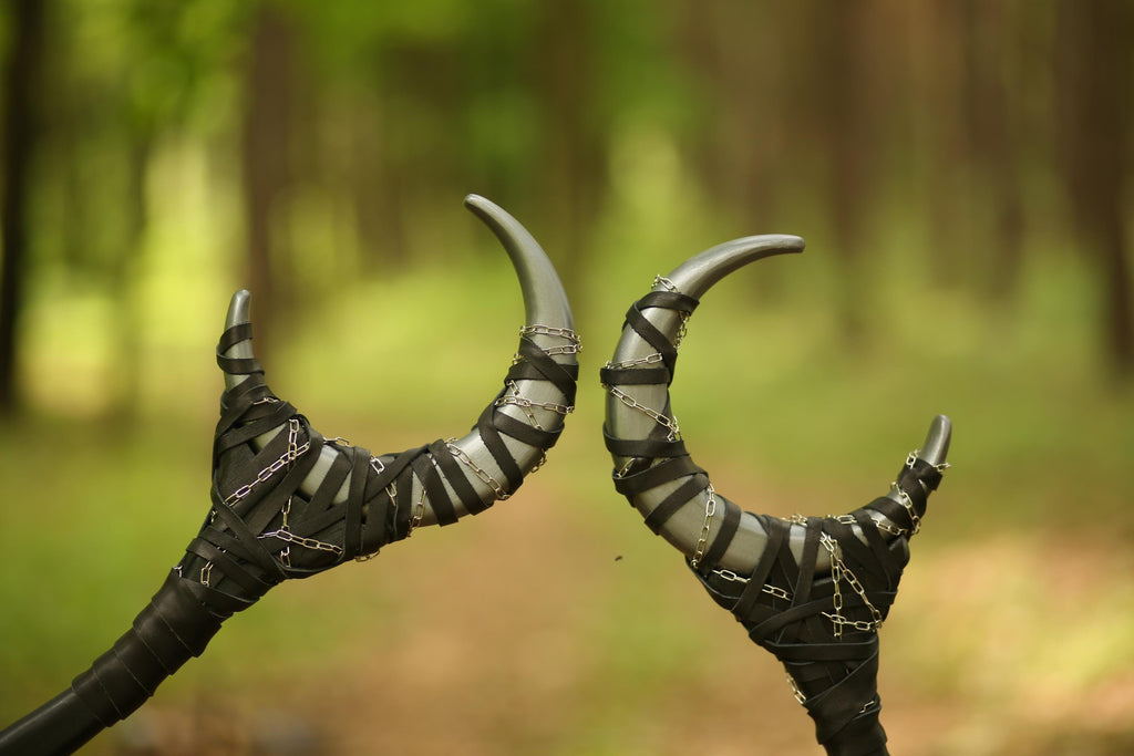 Gun Metal Crescent Moon Staff – Druidic Wand, Wicca Ritual Prop, LARP Wizard Stick, Fantasy Cosplay Accessory, Alder Wood