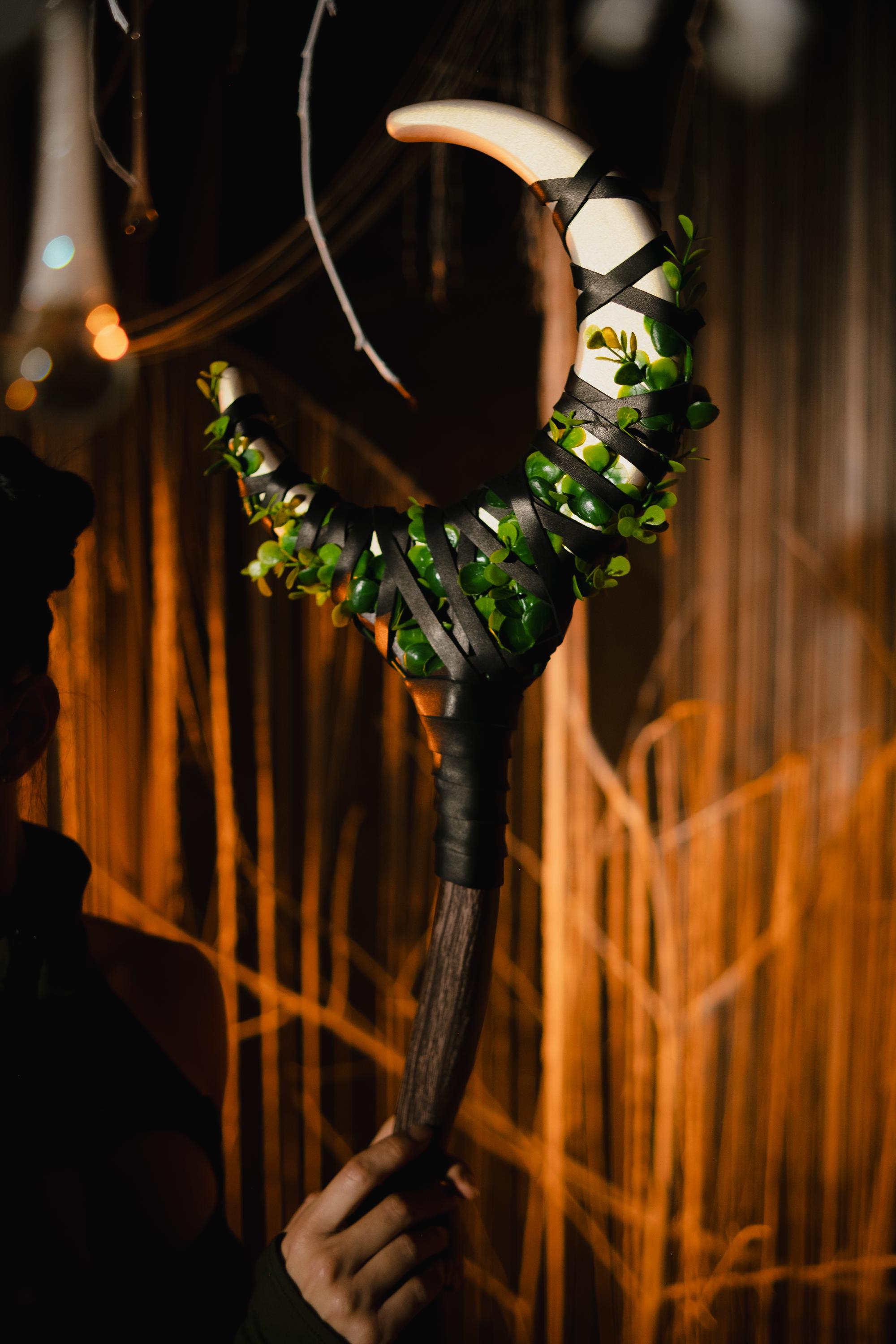 Crescent Moon Staff — Big Lunar Magical Stick Cosplay for Witchcraft and Mages, Wizardry Cosplay, Alder made Props Wizard Staff