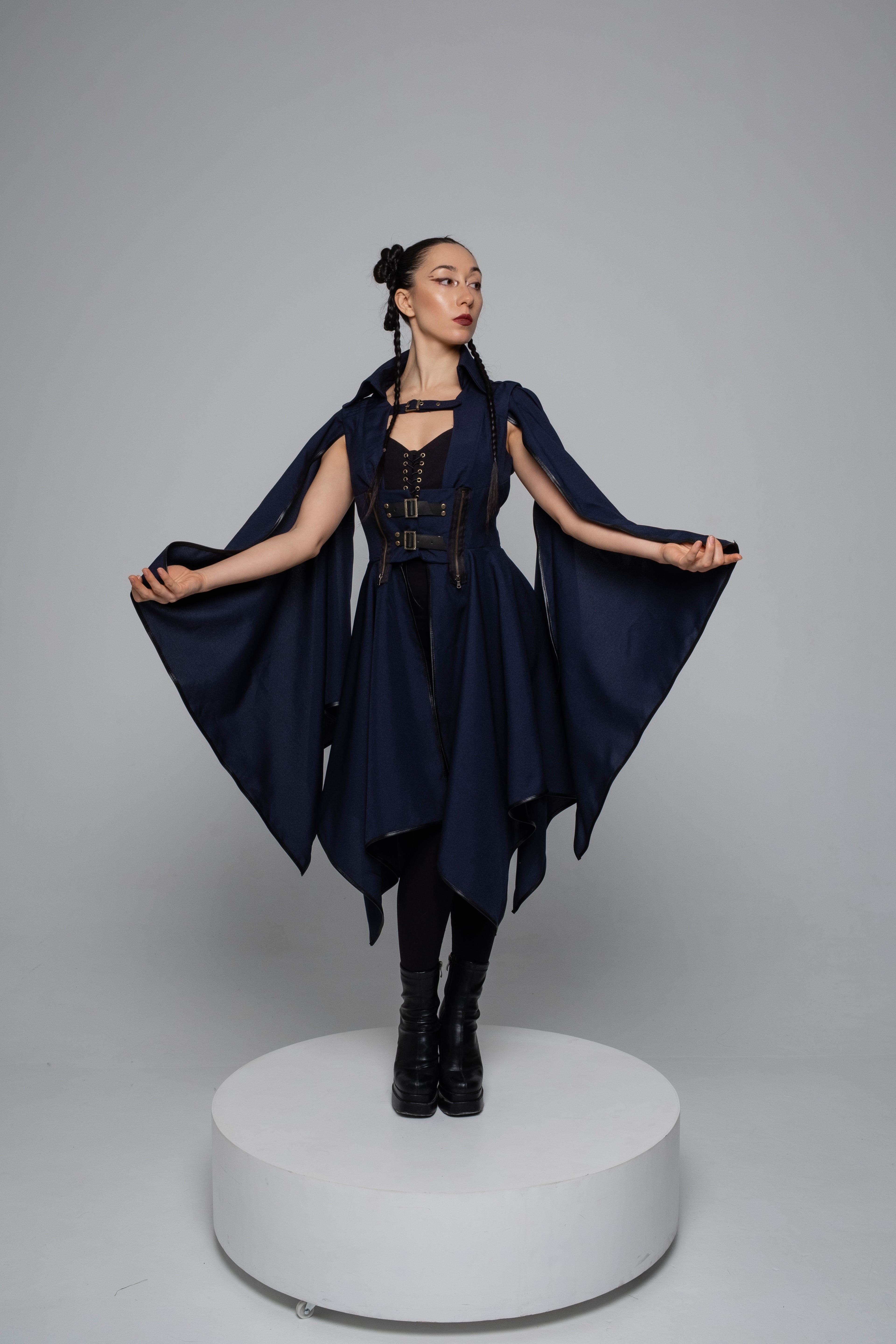 Steampunk Corset Dress with Detachable Sleeves – Fantasy Medieval Outfit in Multiple Colors