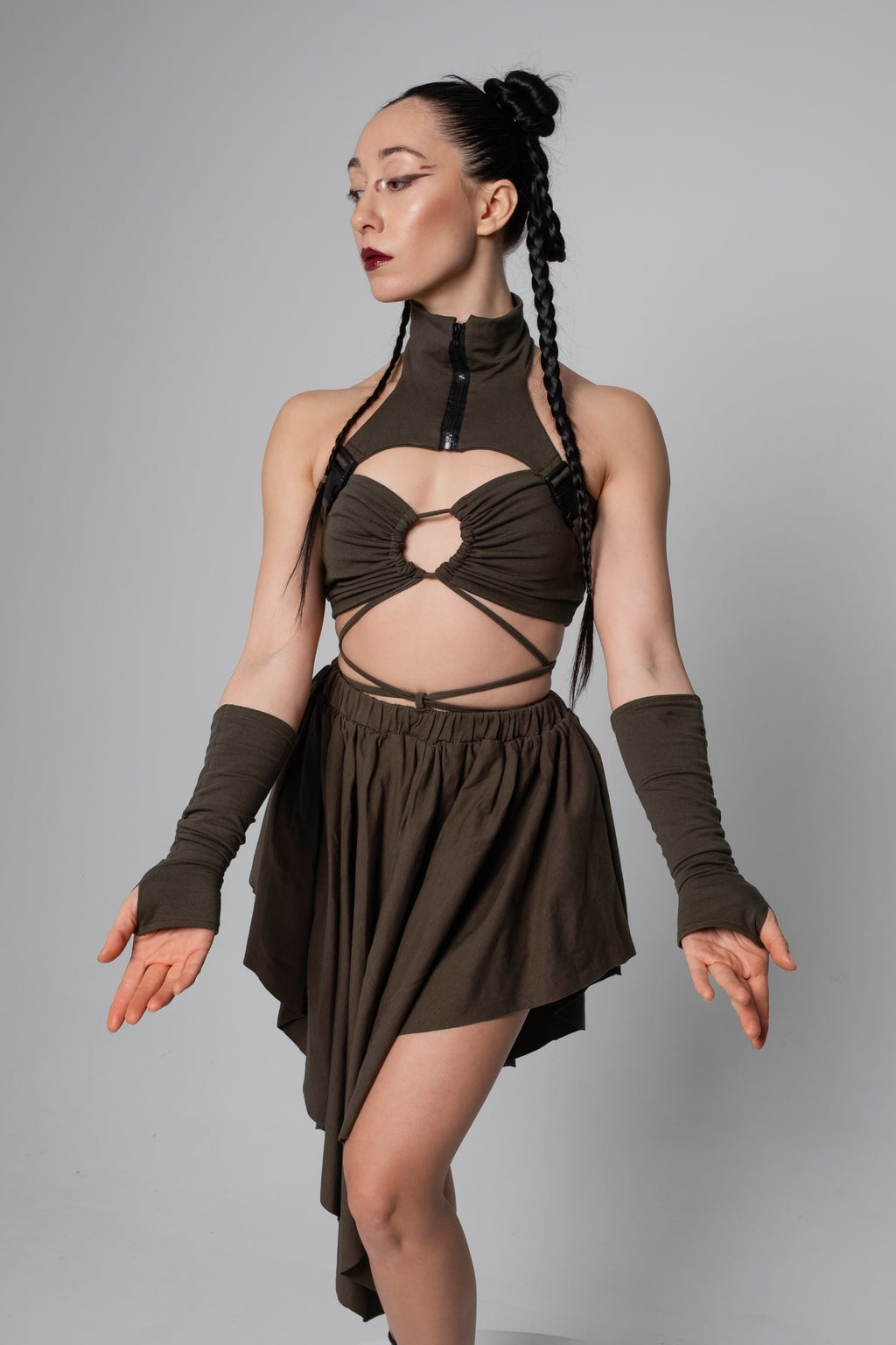 Rave Outfit Set – Flowing Artwear Costume, Minimalist Fantasy Clothing, Khaki Black Silver