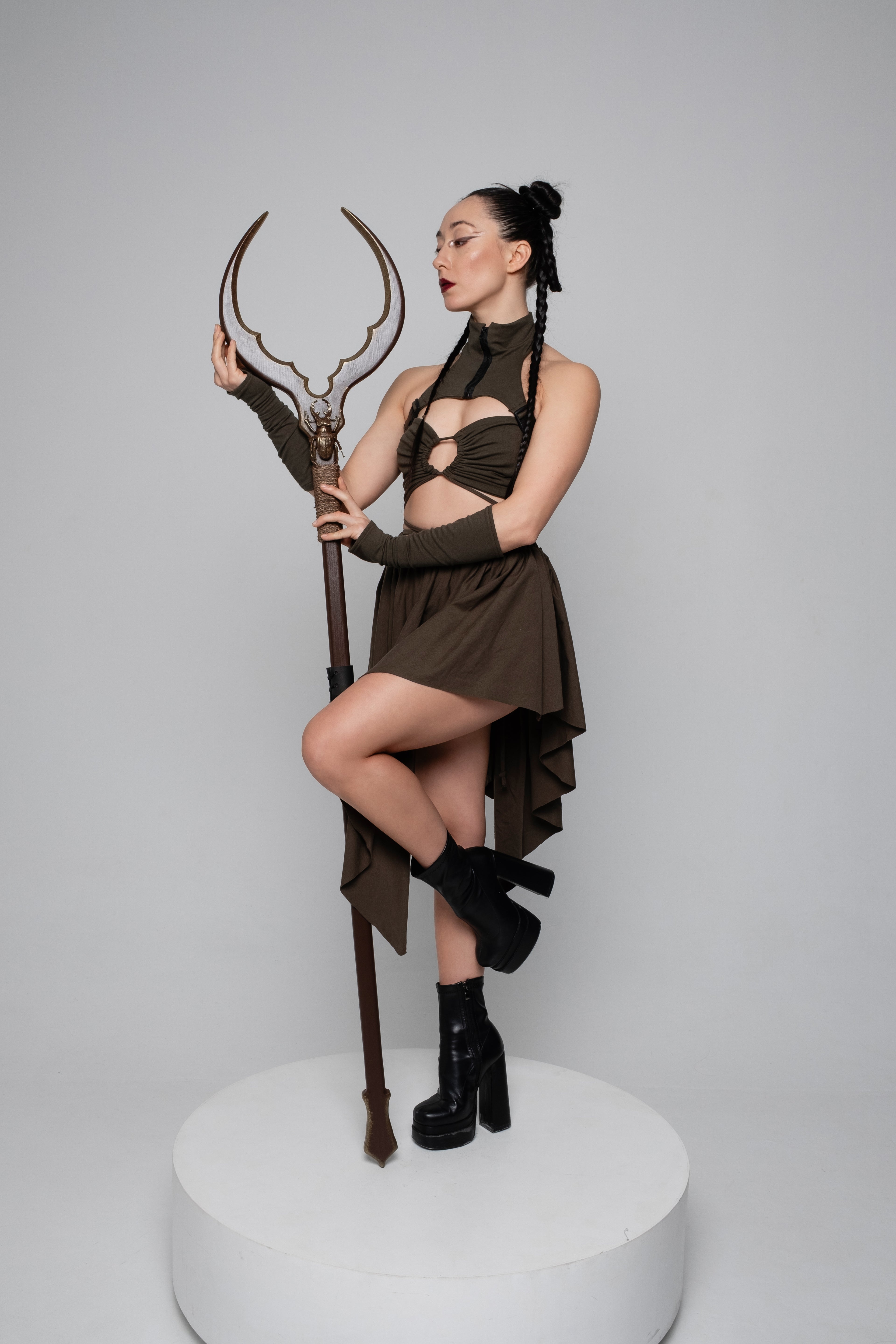 Rave Outfit Set – Flowing Artwear Costume, Minimalist Fantasy Clothing, Khaki Black Silver