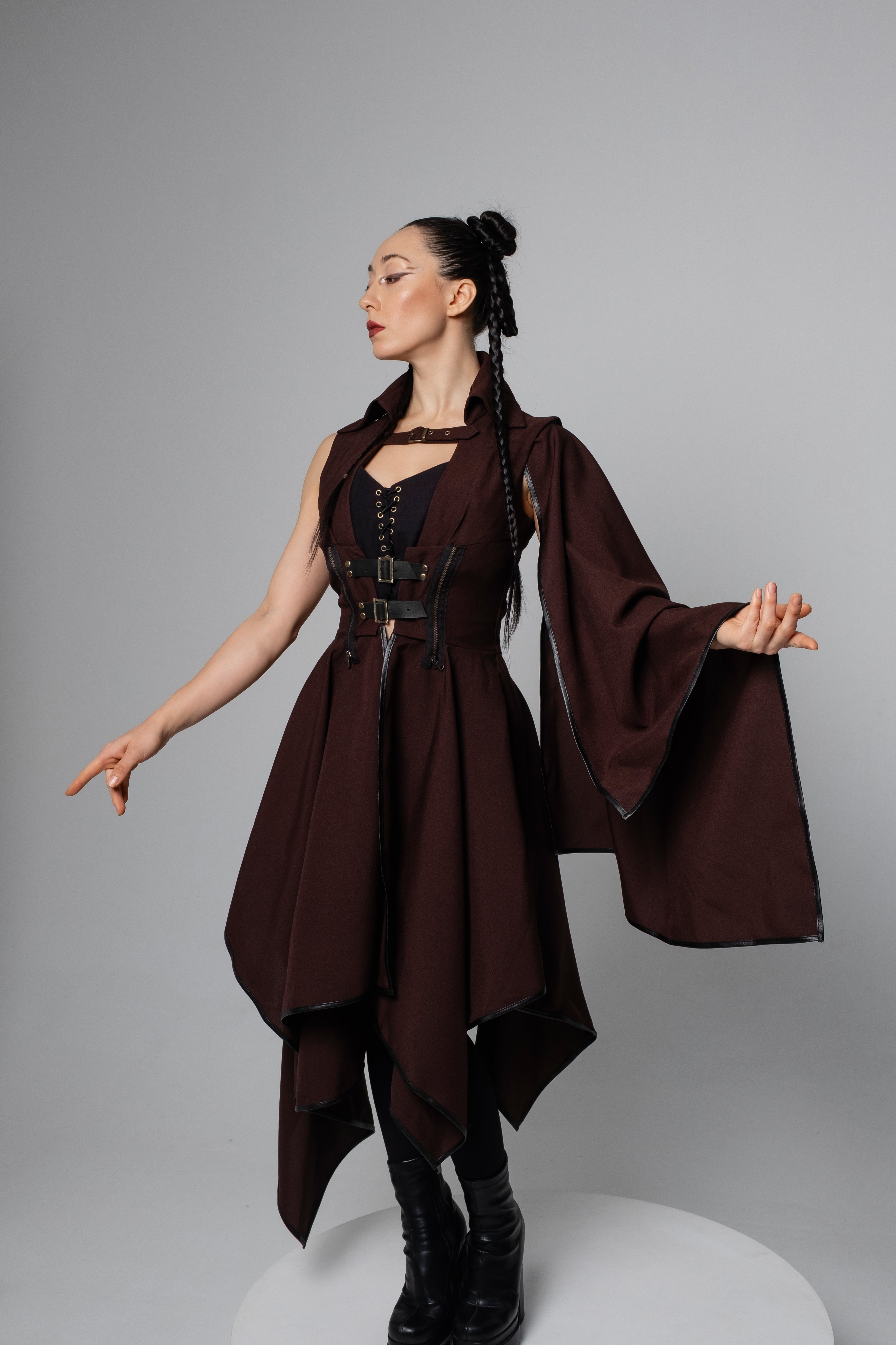 Steampunk Corset Dress with Detachable Sleeves – Fantasy Medieval Outfit in Multiple Colors