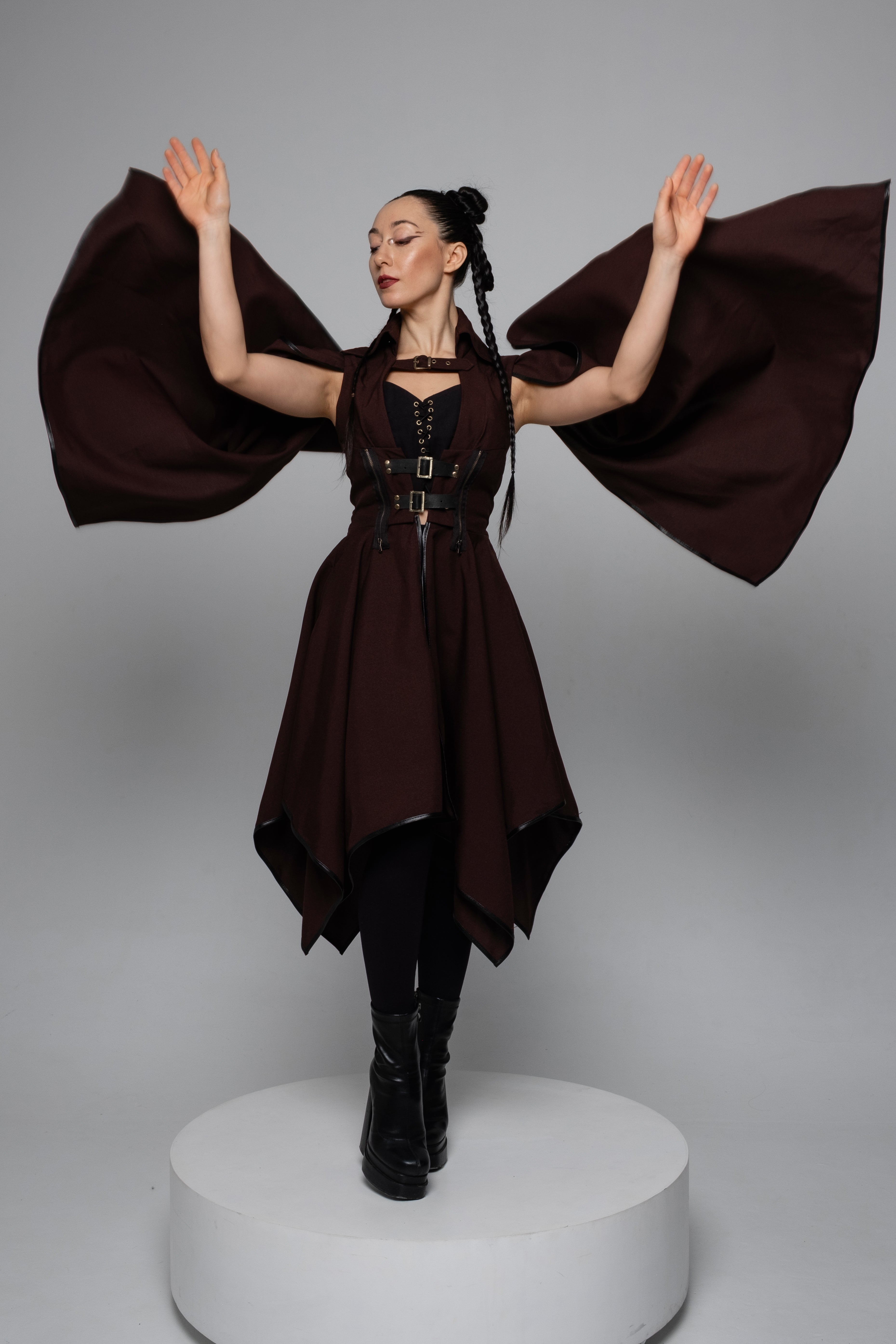 Steampunk Corset Dress with Detachable Sleeves – Fantasy Medieval Outfit in Multiple Colors