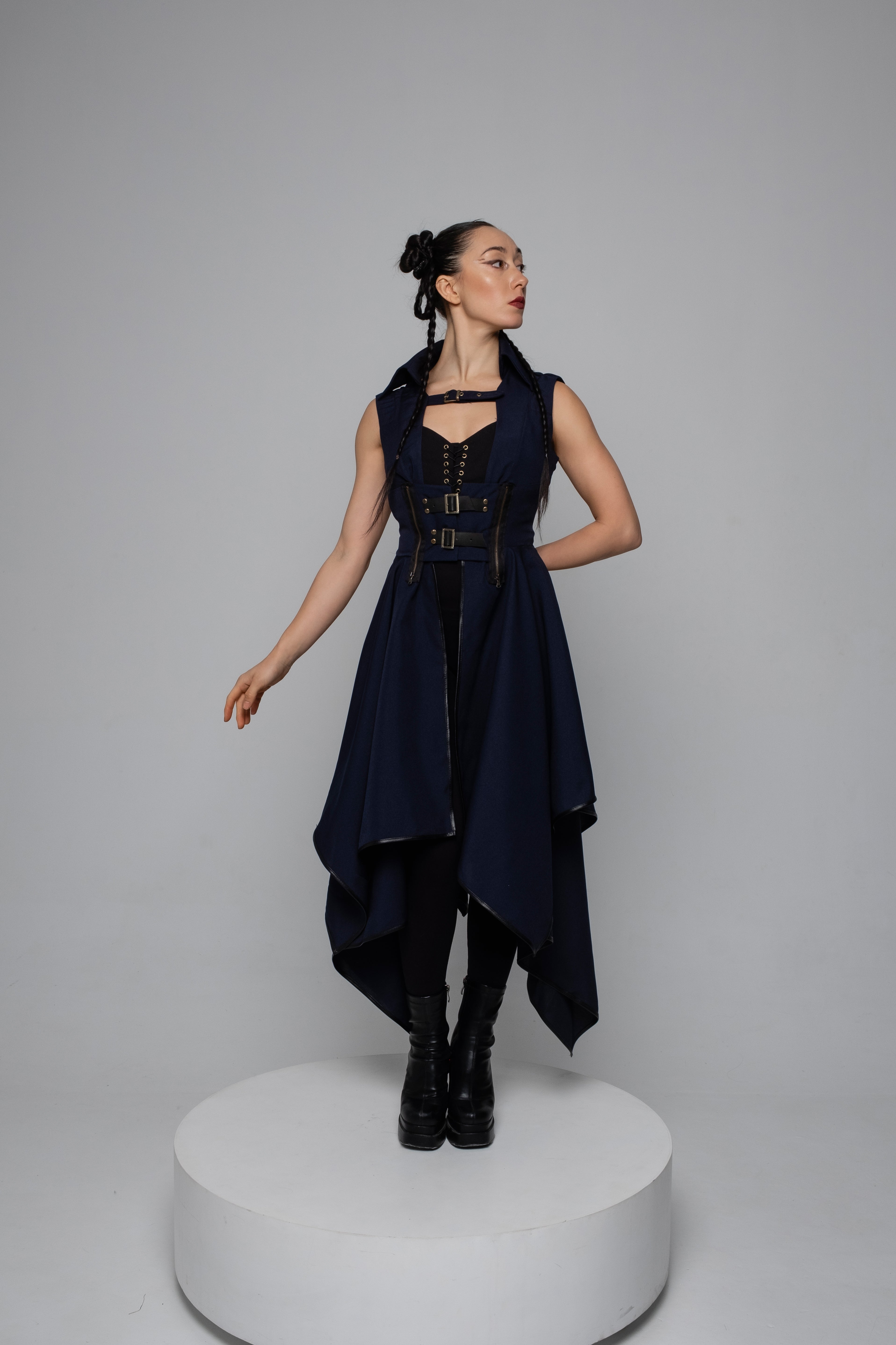 Steampunk Corset Dress with Detachable Sleeves – Fantasy Medieval Outfit in Multiple Colors