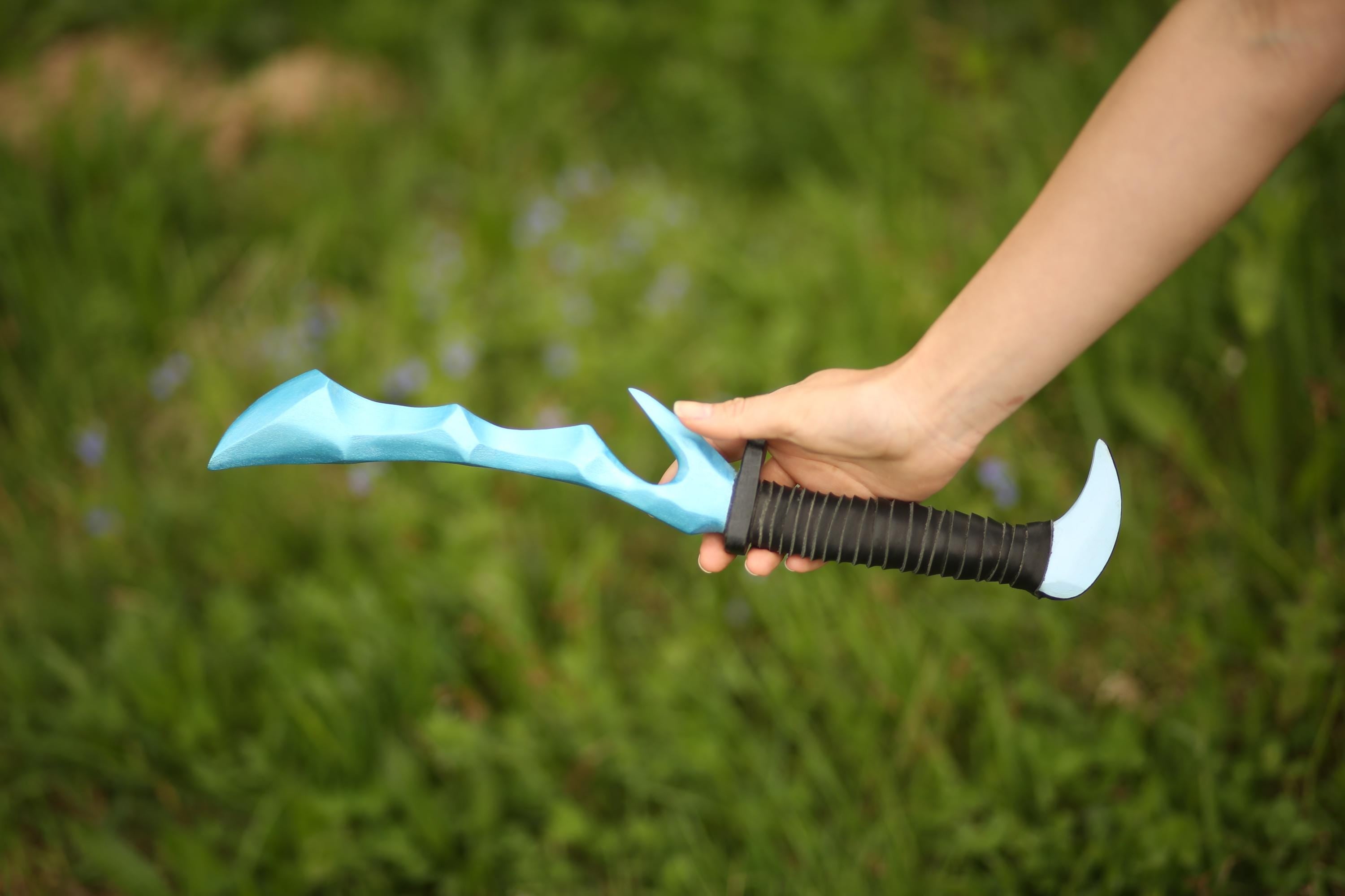 Glacial Dark Crusher Dagger – Crystal Fantasy Knife, Handcrafted Magic Blade, Assassin’s Cosplay Weapon, Witch Ritual Dagger