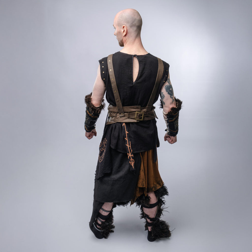 Viking Hunter Costume – Runic Leather Armor – Handcrafted Nordic Outfit – Cosplay & LARP Set