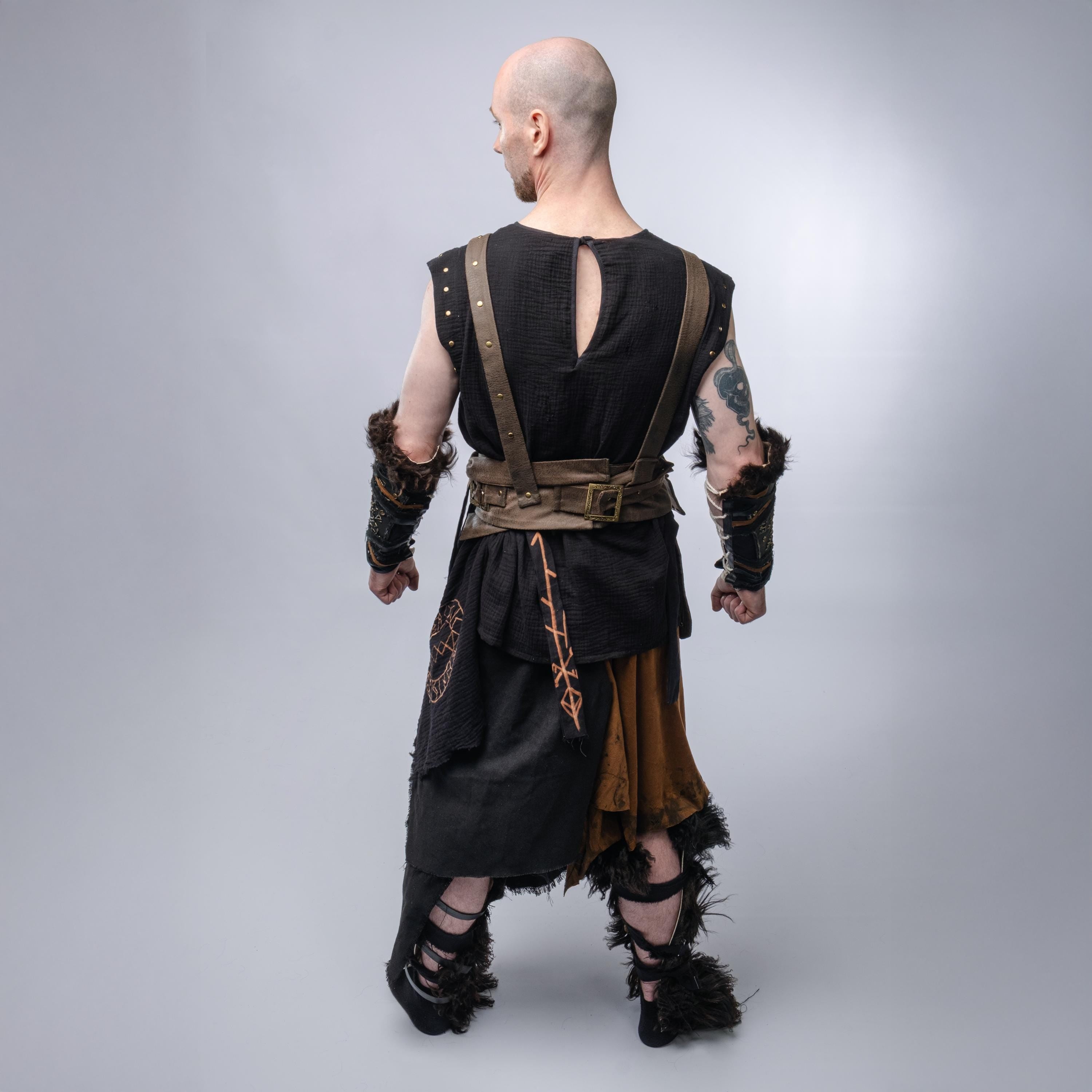 Viking Hunter Costume – Runic Leather Armor – Handcrafted Nordic Outfit – Cosplay & LARP Set