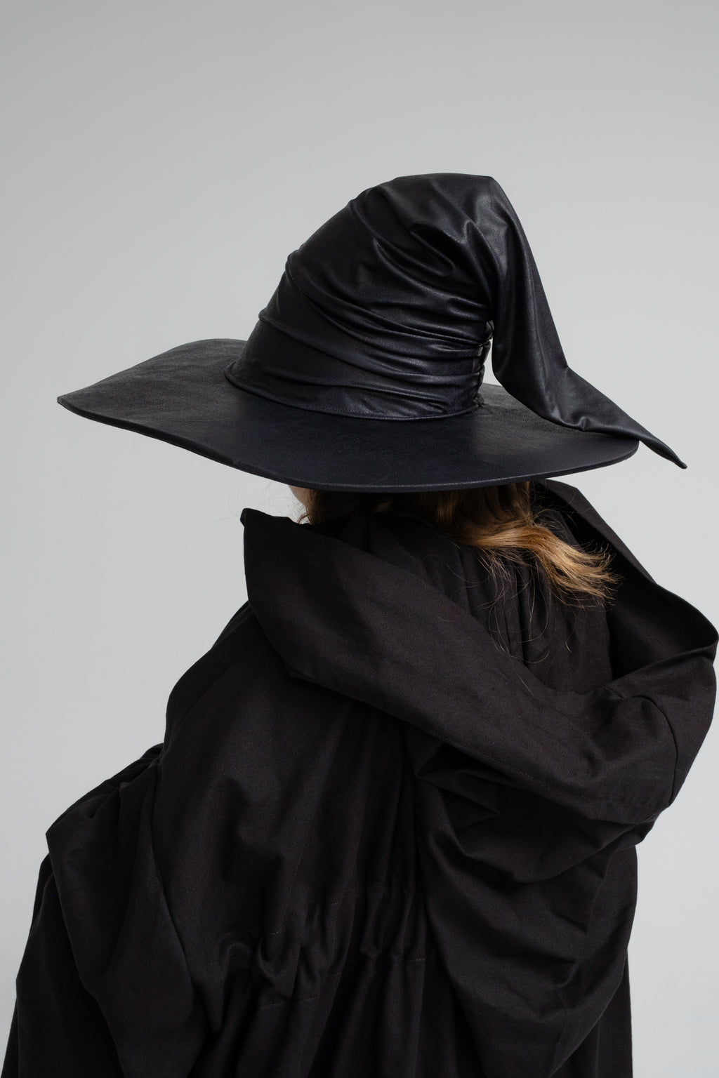 Wizard Hats – Twill, Gabardine & Polyester Fantasy Witch Hat