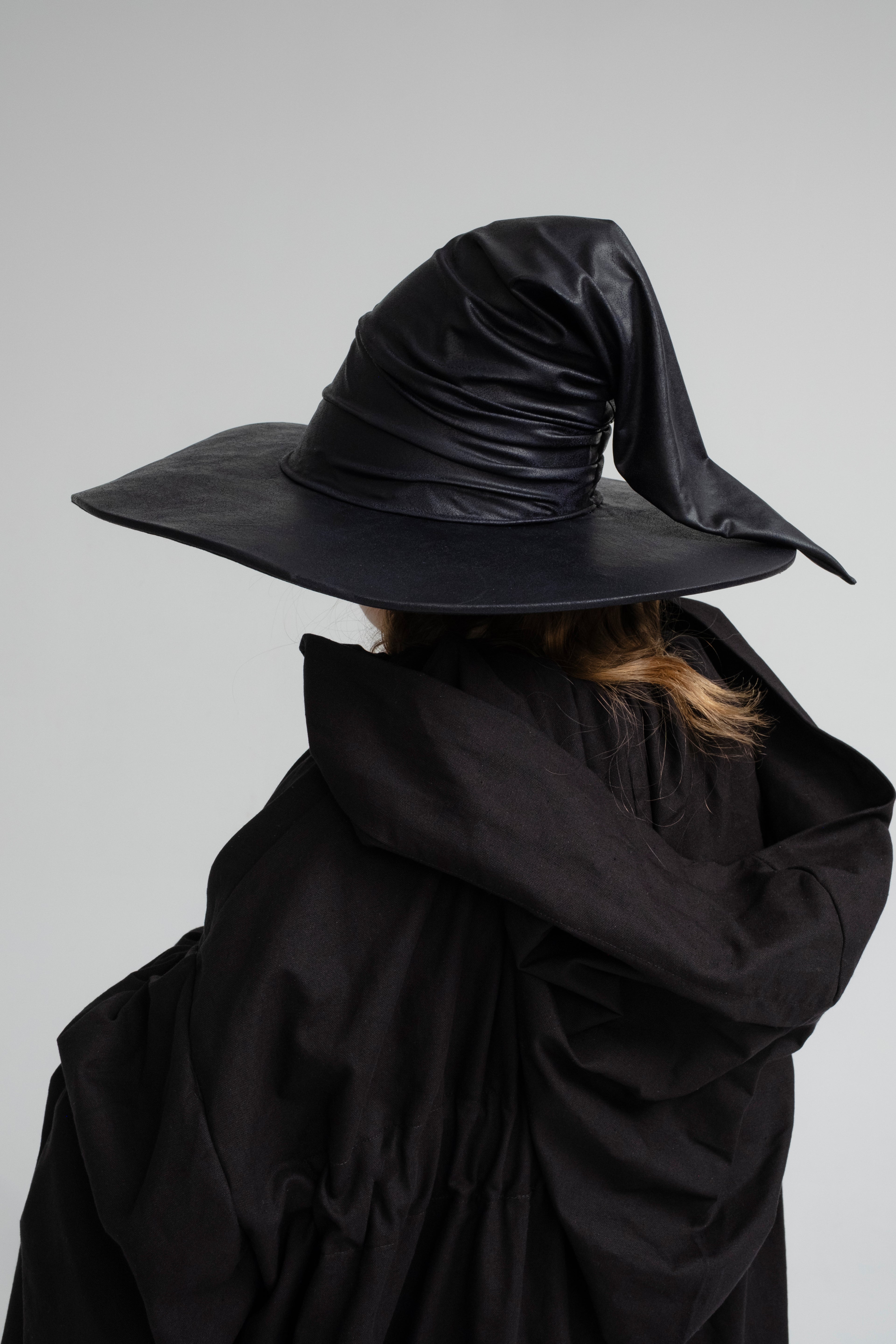 Wizard Hats – Twill, Gabardine & Polyester Fantasy Witch Hat