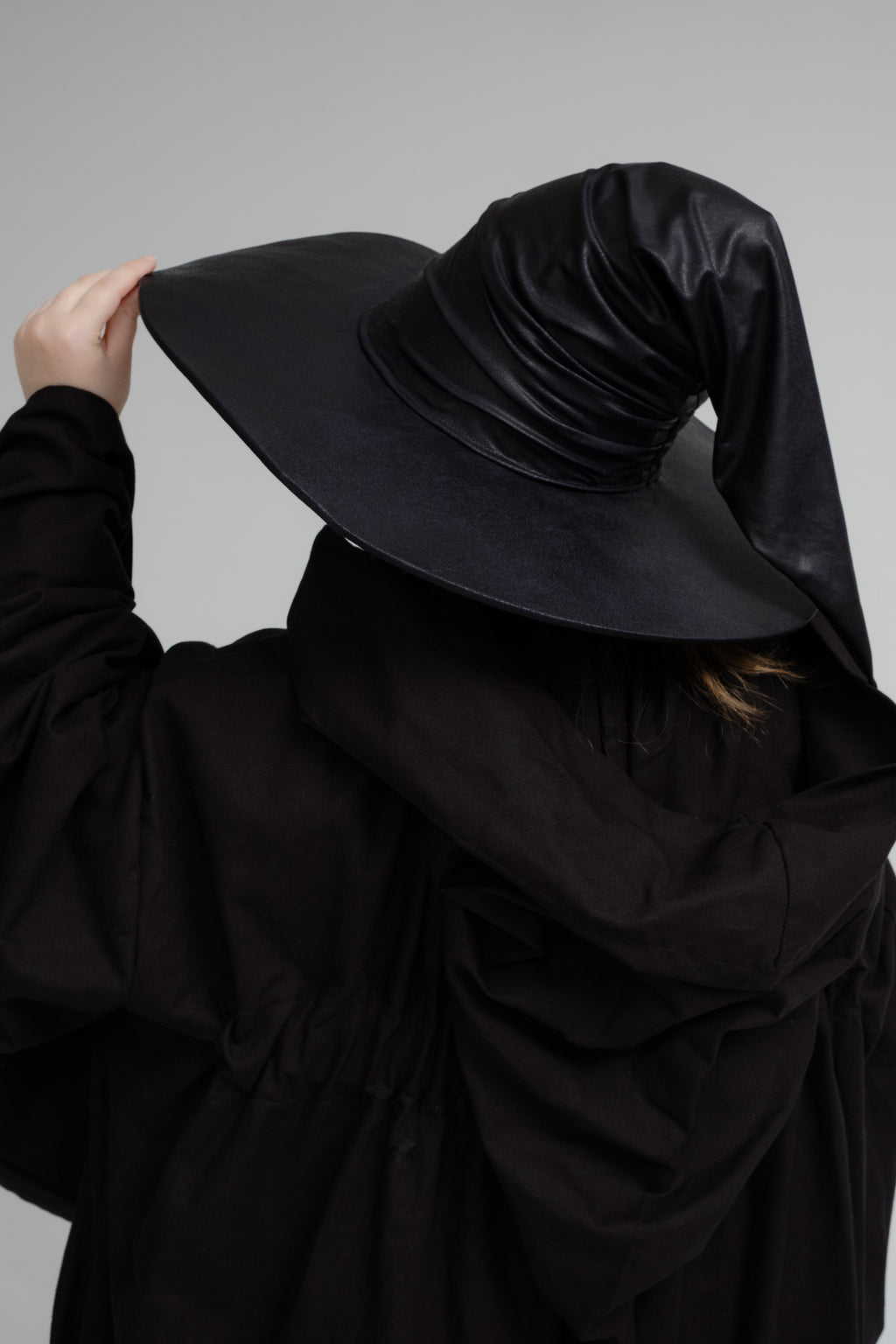 Wizard Hats – Twill, Gabardine & Polyester Fantasy Witch Hat