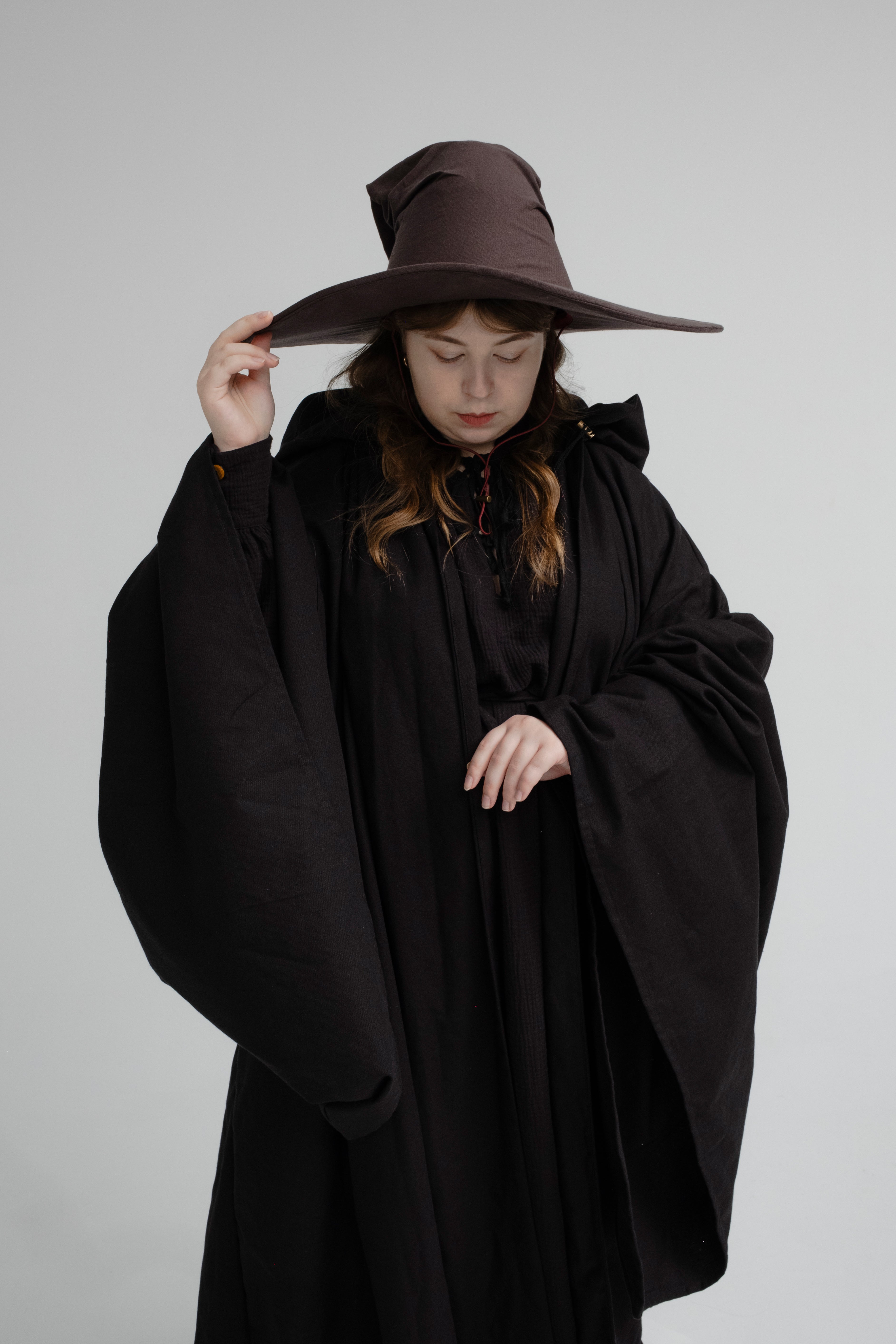 Handmade Oak Bark Wizard Hat – Brown Fantasy & Medieval Cosplay Accessory