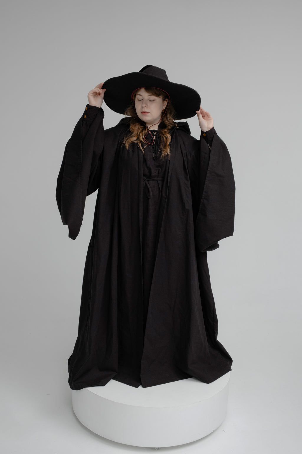 Handmade Black Linen Wizard Hat – Raven Fantasy Cosplay Accessory