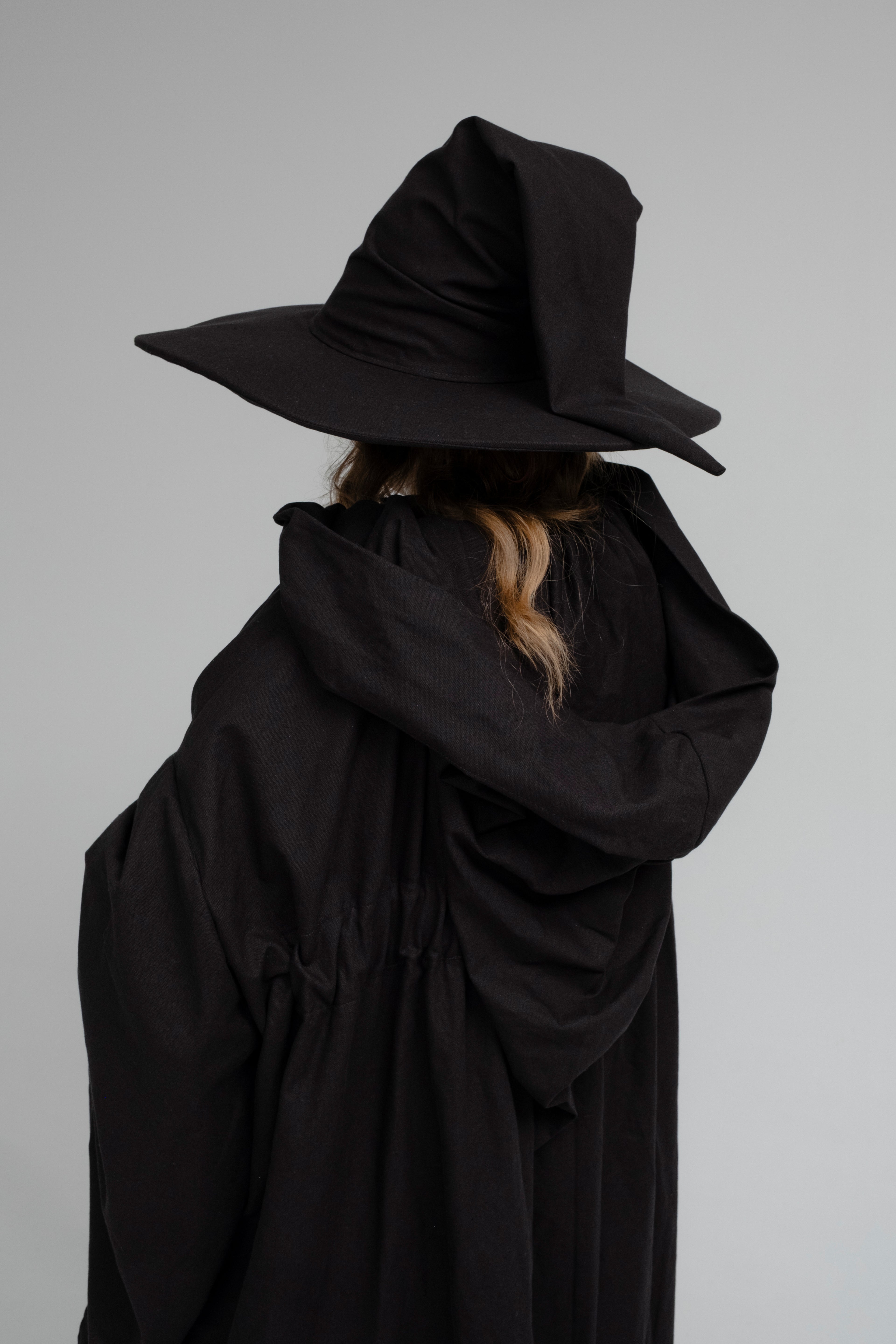 Handmade Black Linen Wizard Hat – Raven Fantasy Cosplay Accessory
