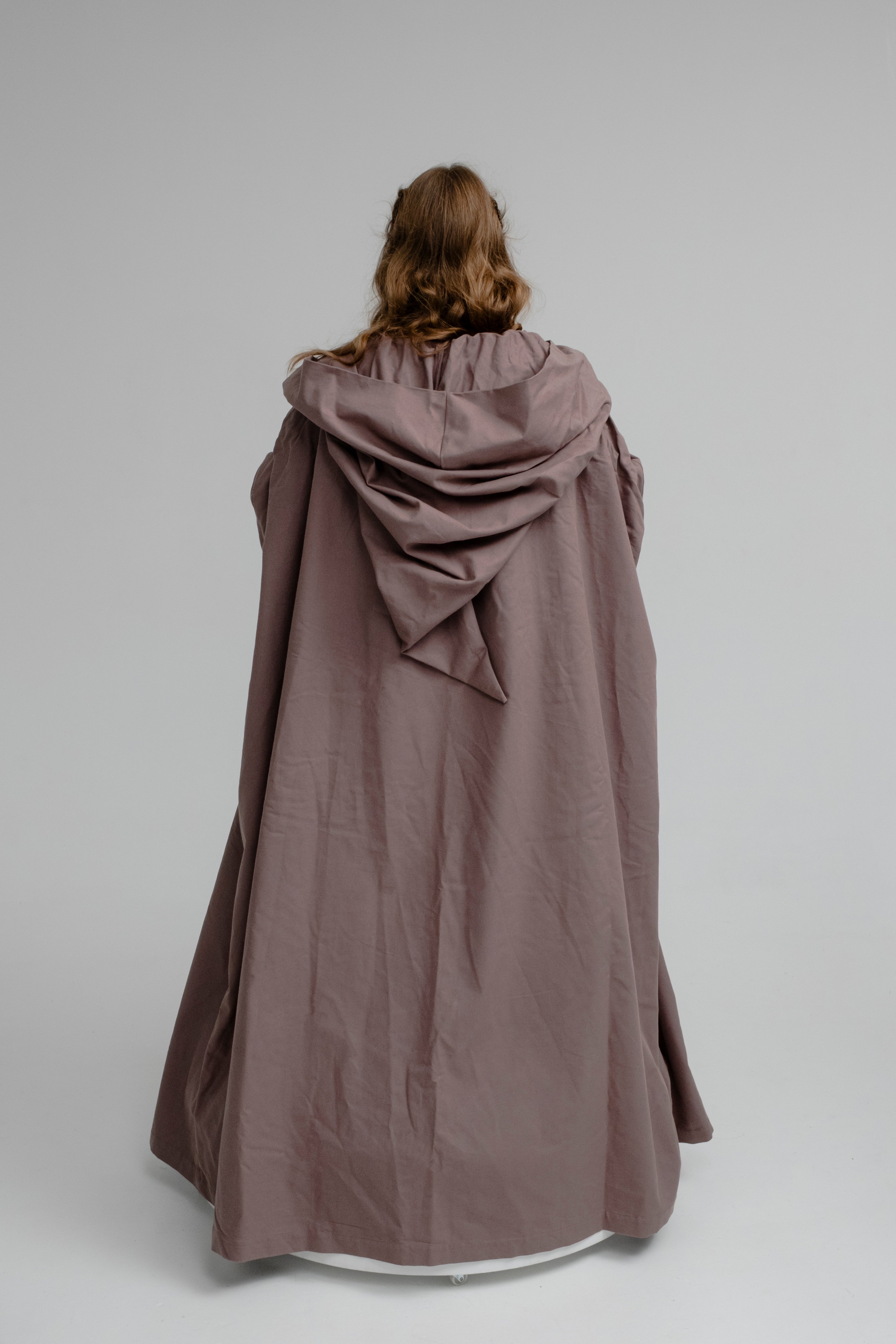 Cinnamon Linen Hooded Cloak – Handmade Medieval Fantasy Mantle