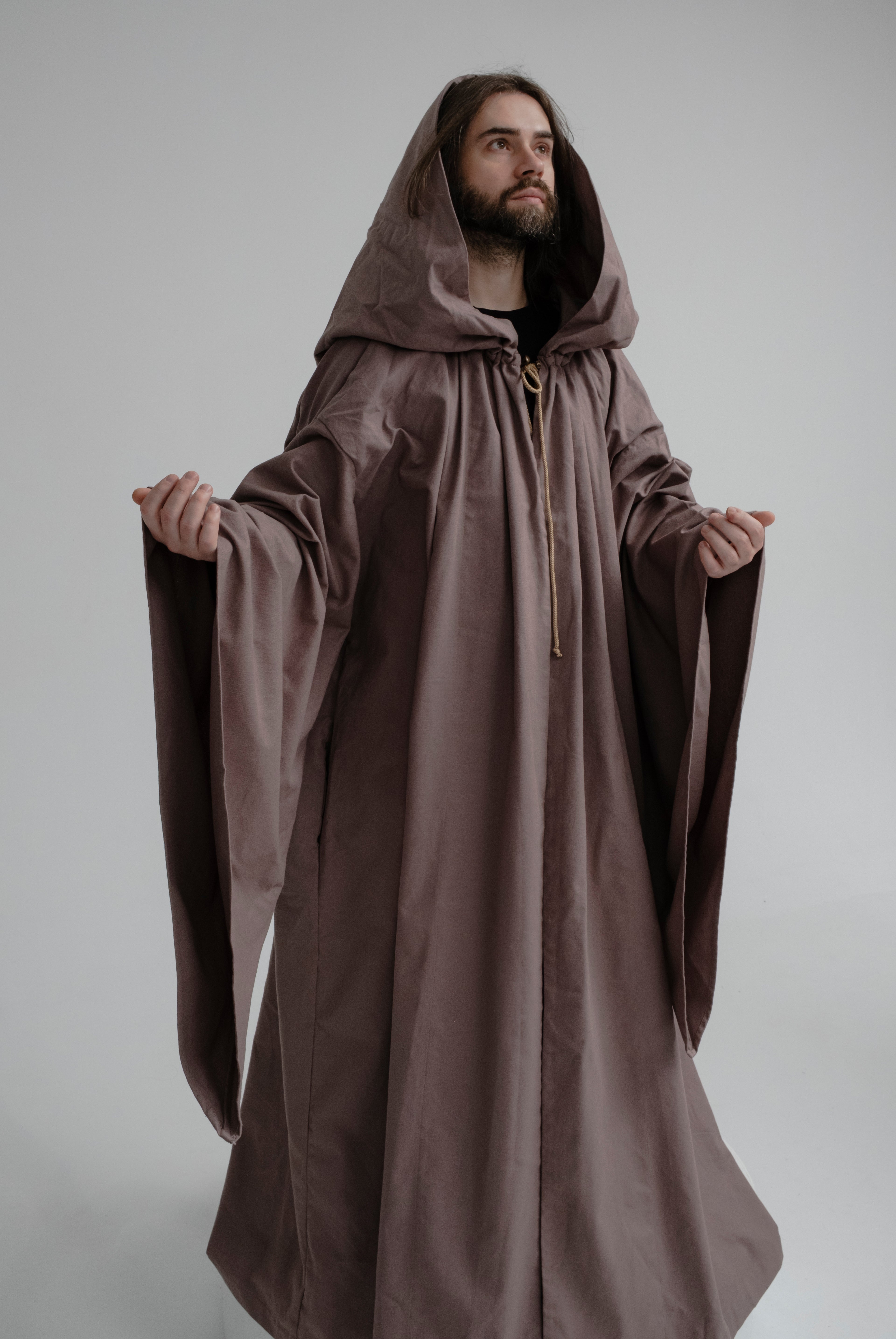 Ash Drift Set – Gray Cappuccino Cloak and Black Muslin Tunic with Soft Neutral Contrast
