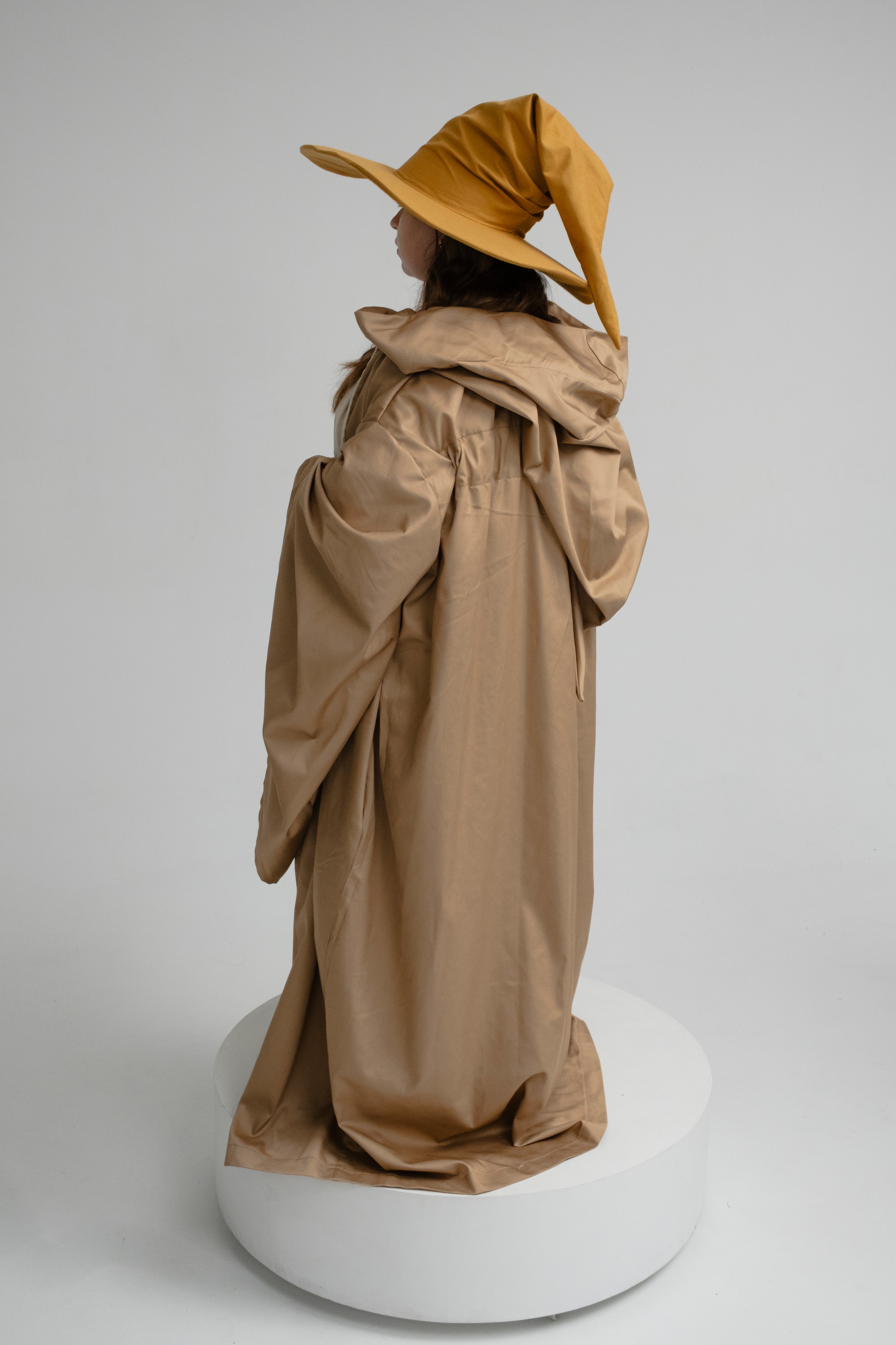 Handmade Golden Oak Wizard Hat – Medieval Elven Fantasy Cosplay Accessory