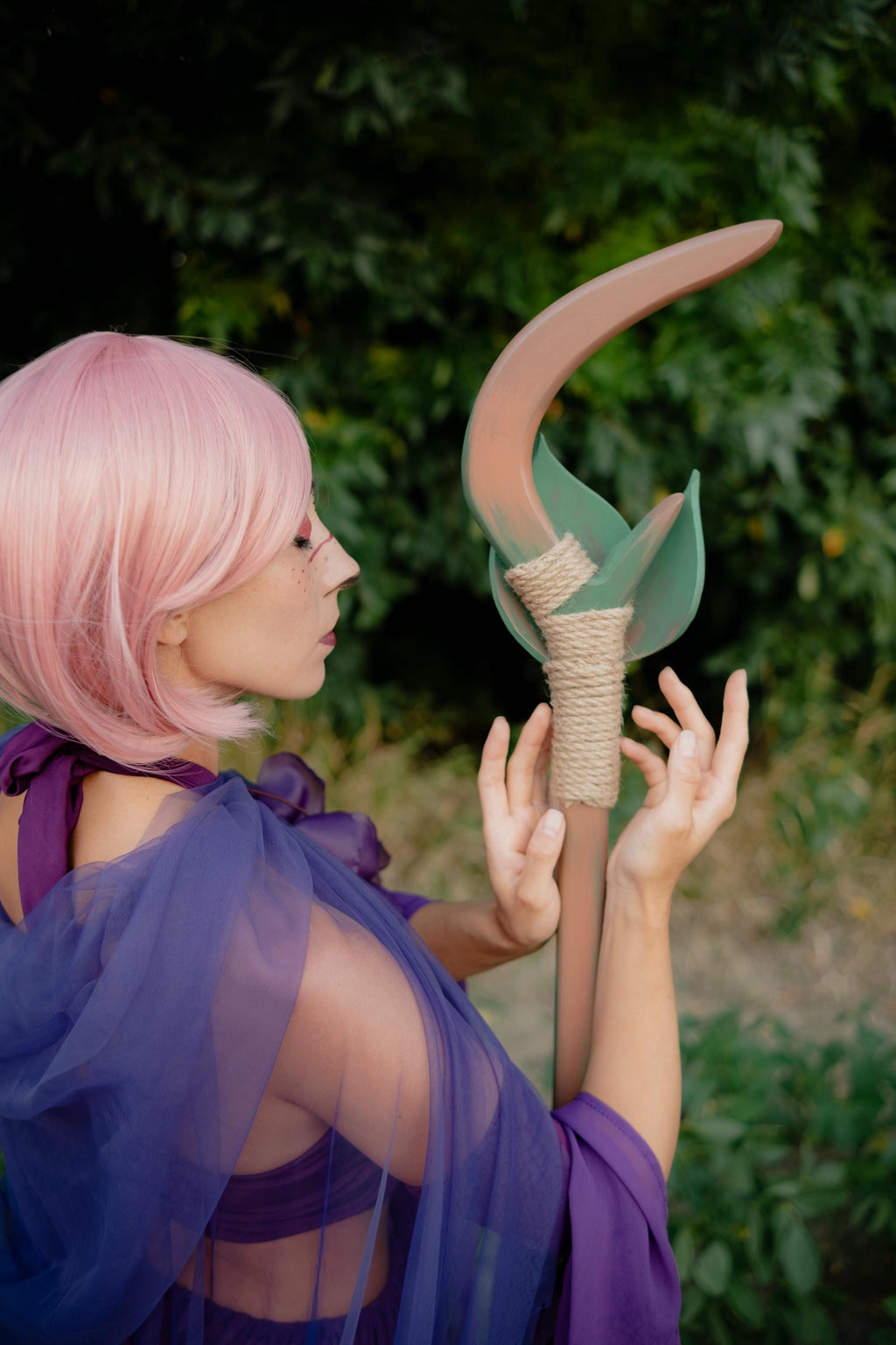 Verdant Claw - Handmade Druid Wooden Staff with Foam Leaf, for Elvens, Forest Mages, Magic Wand, Fantasy Witch Wizard Costume Accessory