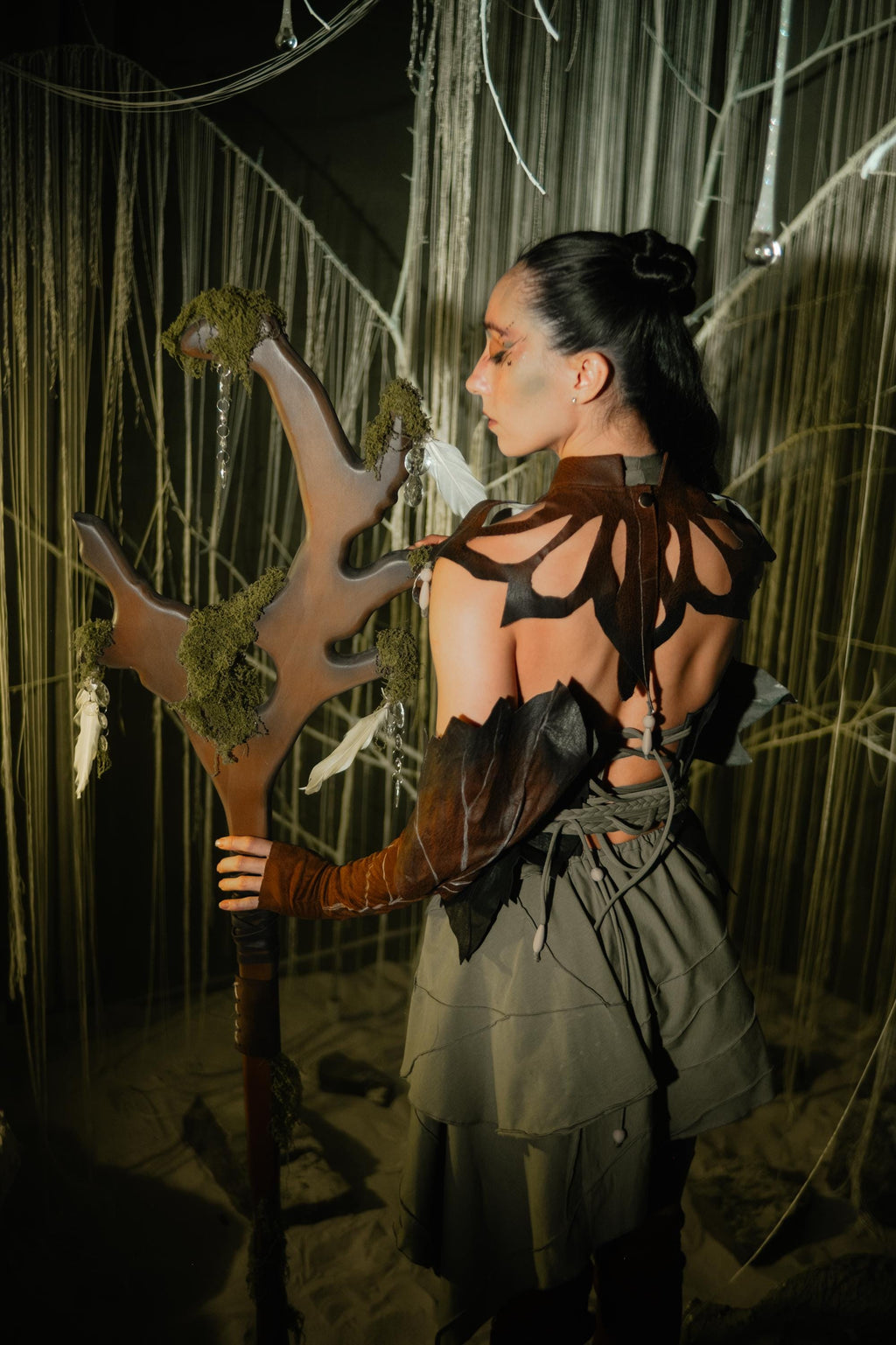 Elder Grove Spirit Staff – Wooden Fantasy Prop with Moss & Crystal Accents