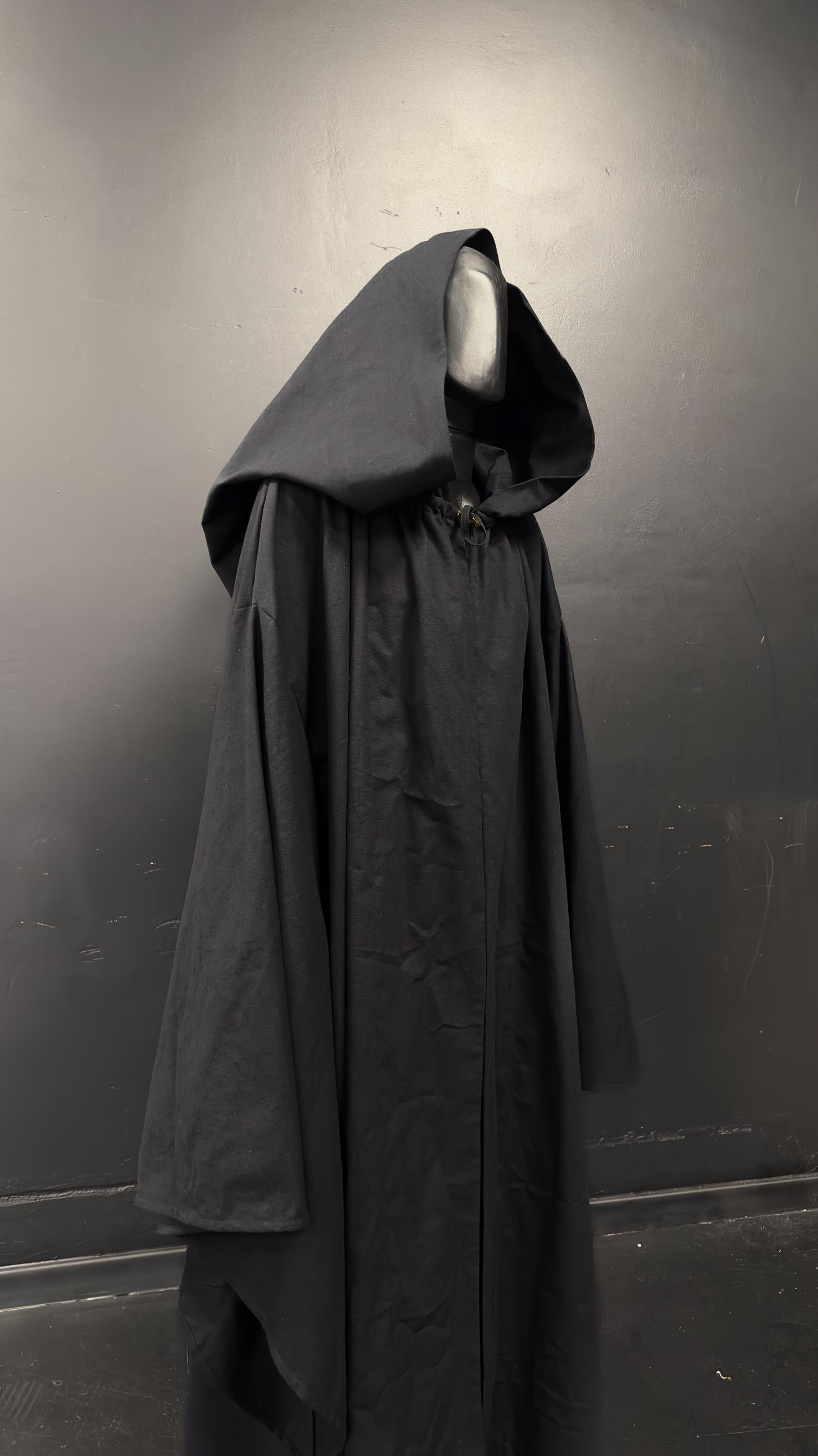 Raven Set –  Raven Black Cloak and Tunic, Sorcerer or Warlock Outfit, Gothic Medieval Robe, Handmade Dark Fantasy Clothing, Shadowborne