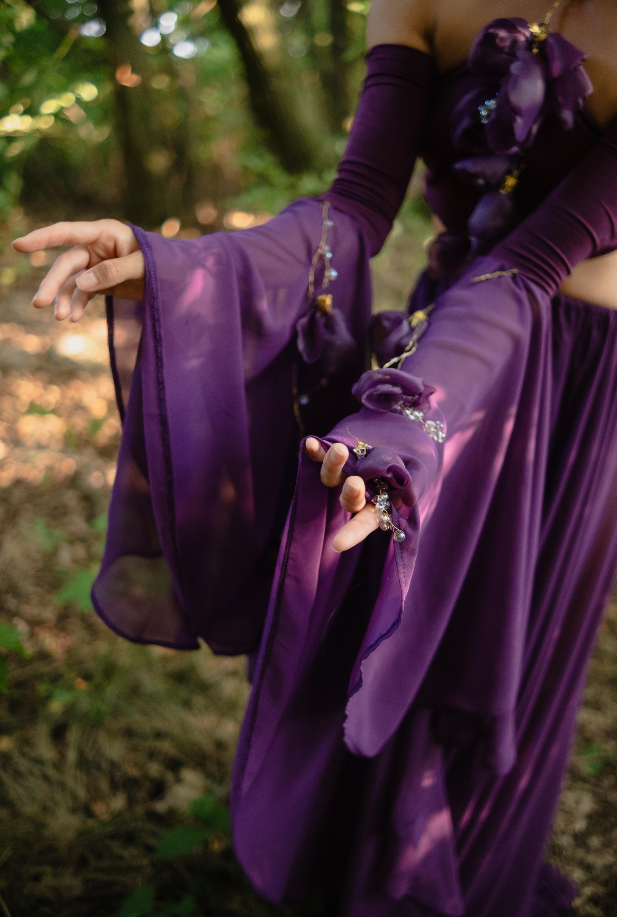 Purple Fantasy Fairy Costume – Moonlit Orchid, Elven Cosplay Dress with Flowers, Enchanted LARP Outfit, Witch or Goddess Gown