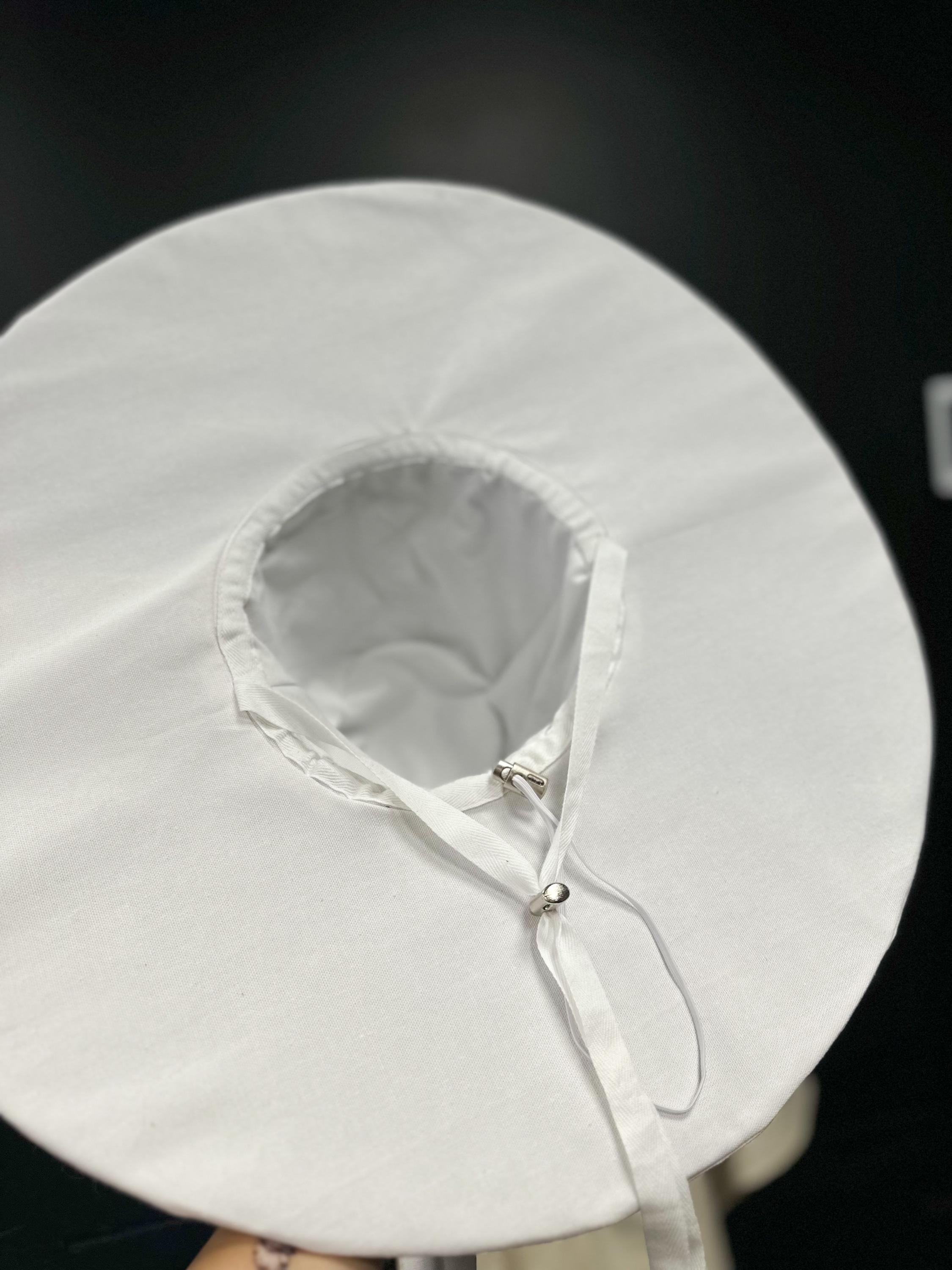 Snowfall Hat – White Wizard Hat, Handmade Medieval Fantasy Hat, Elven Renaissance Costume, Custom Magic Hat, White Pointed Cosplay Accessory