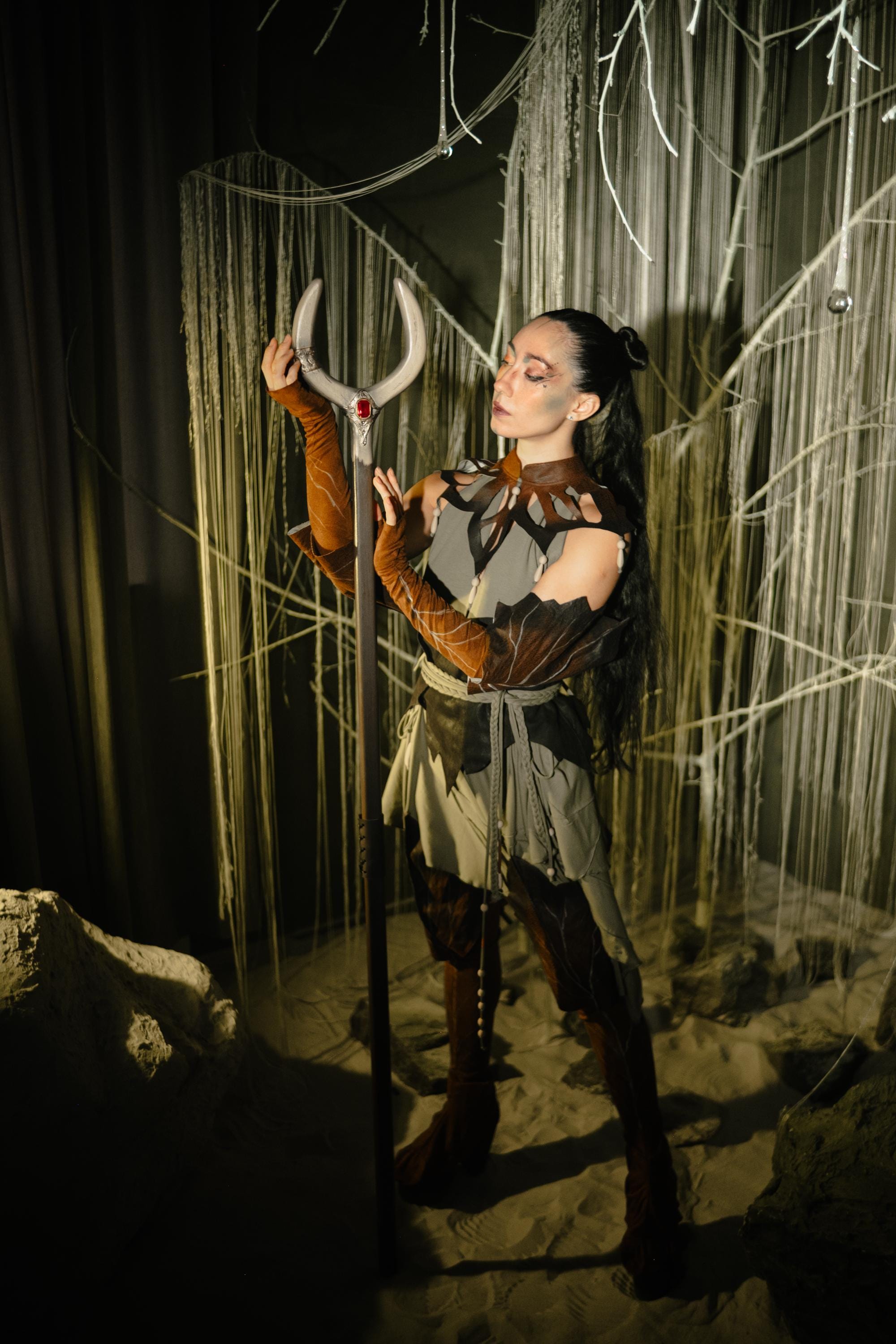 Silver Crescent Staff – The Ember Crown, Wooden Fantasy Ruby Prop, Magic Stick, Crescent Head