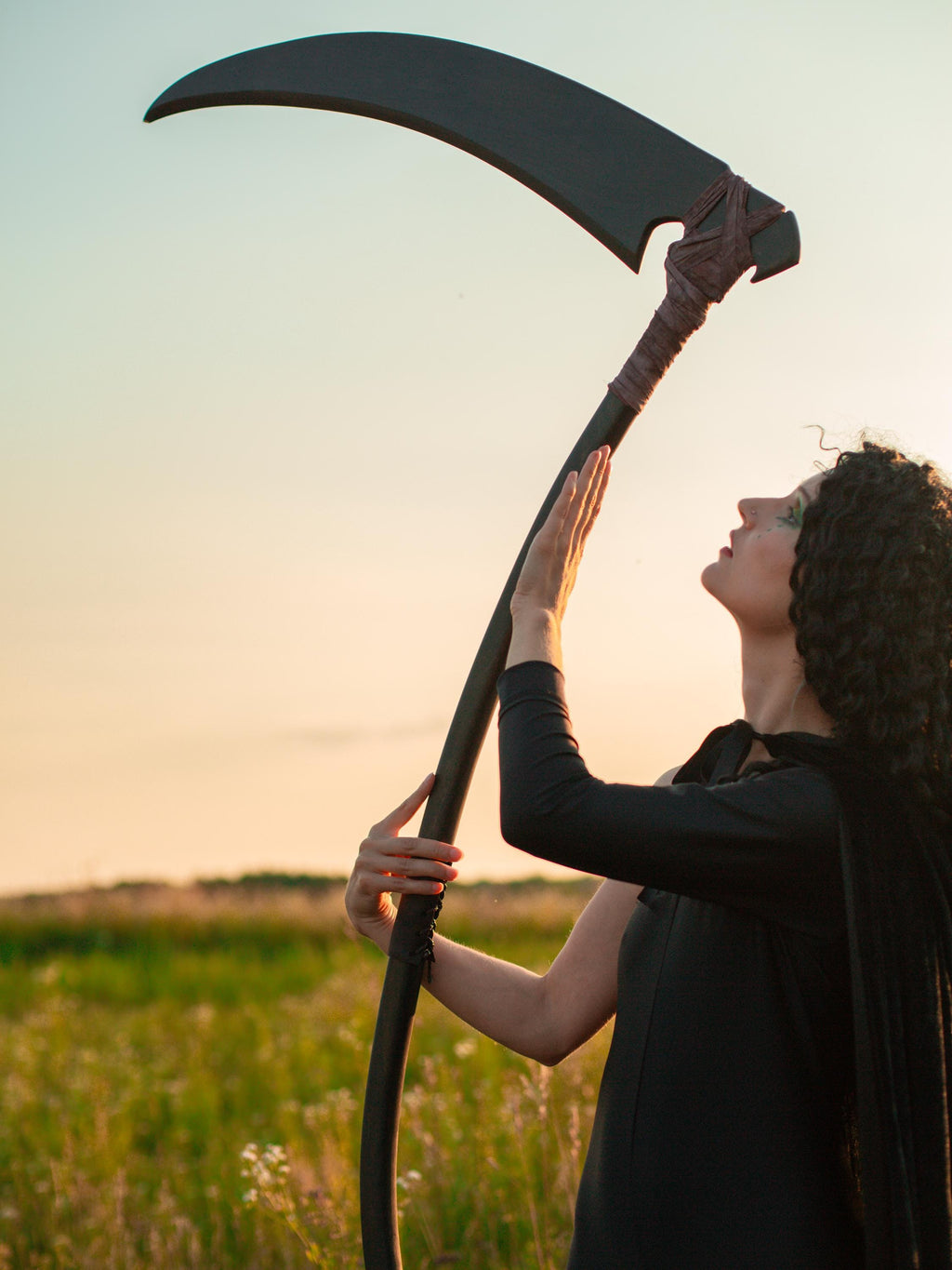 Harvest of Souls Scythe Staff – Handcrafted Wooden Fantasy Prop, Grim Reaper Magical Staff, Dark Sorcerer or Necromancer Decor