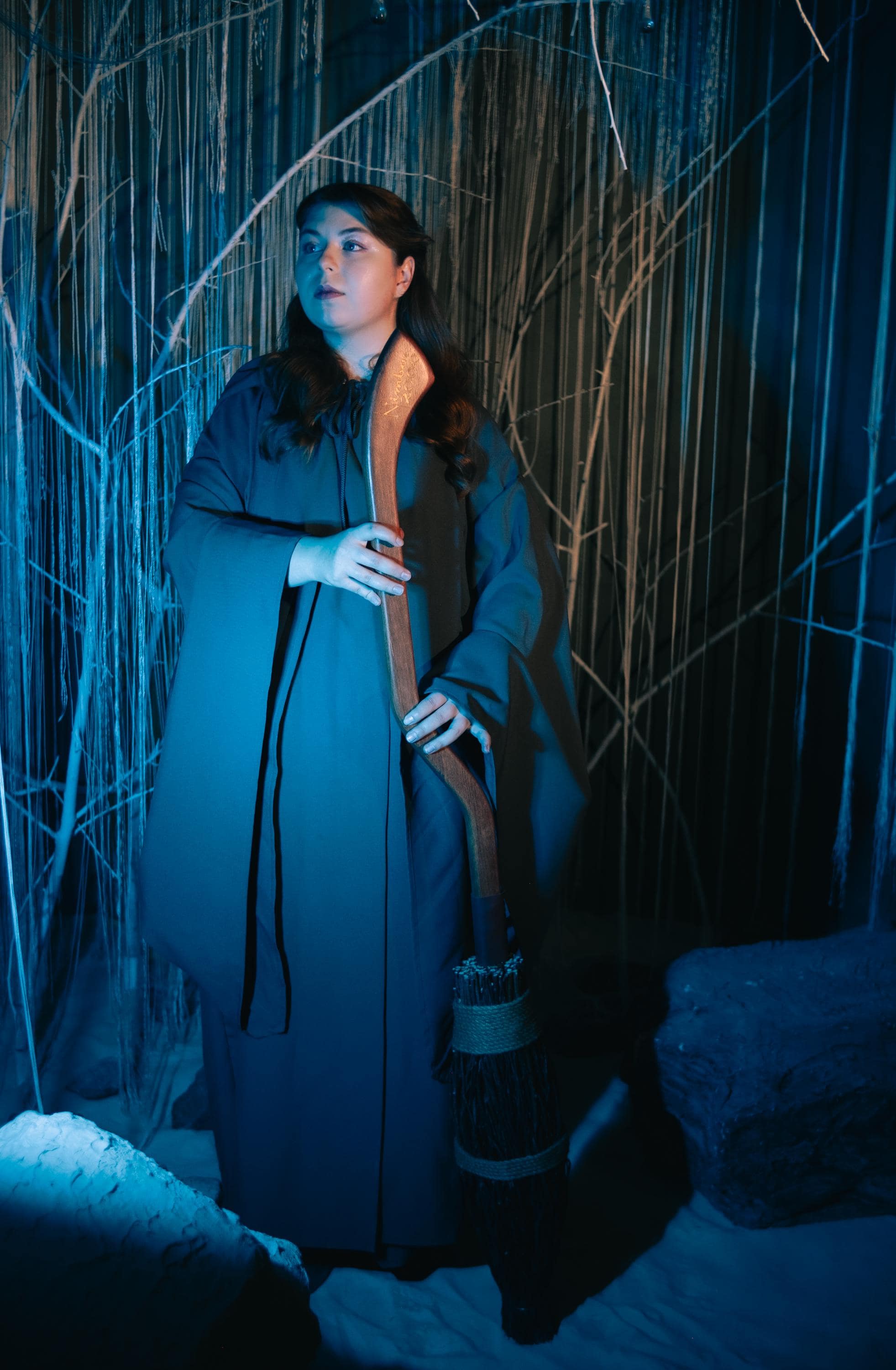 Wooden Wizard Broom – Fantasy Flying Broomstick, Handcrafted Magic Witch Decor Prop, Custom Made Gift for Cosplay or Display