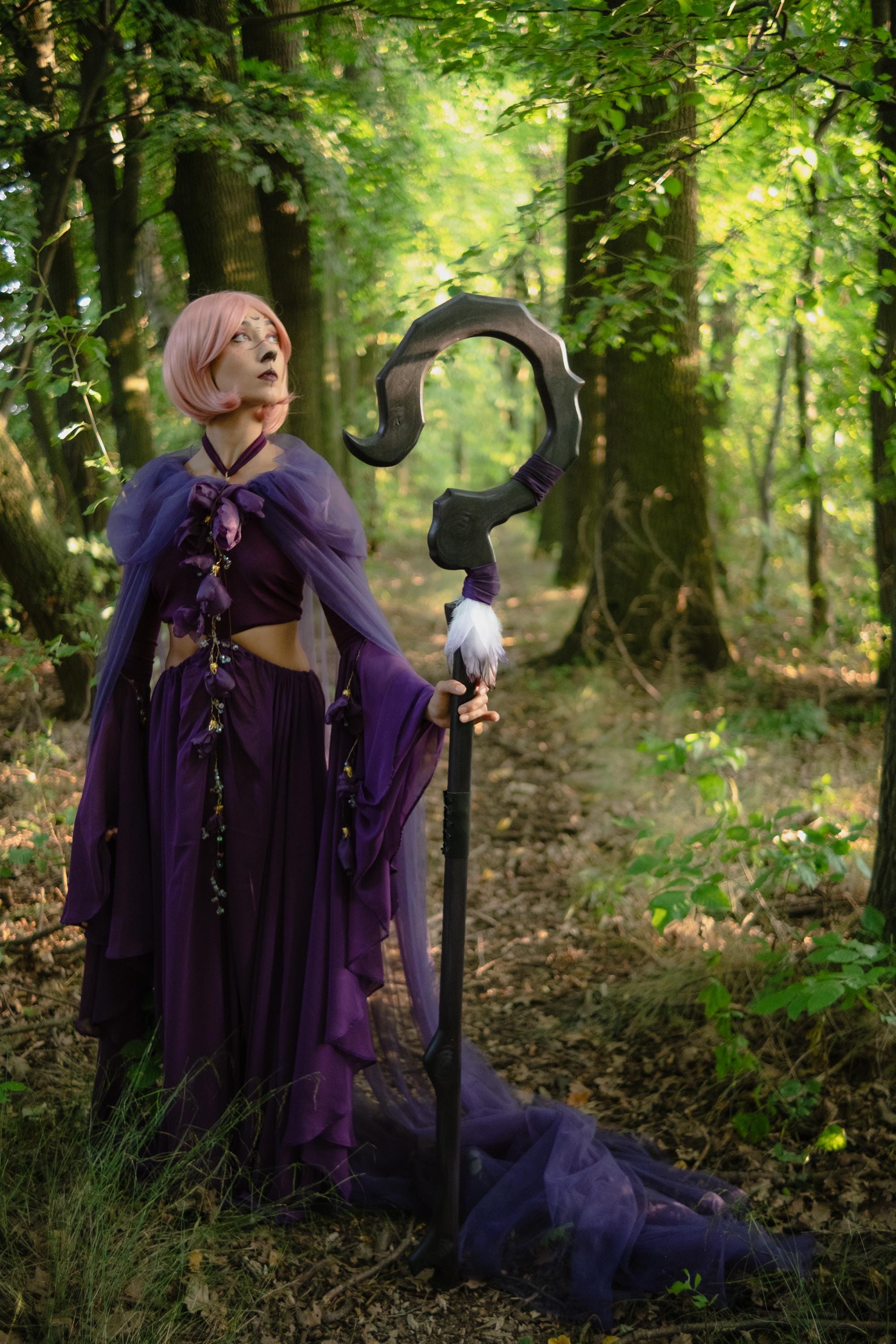 Whisper of the Void Wooden Staff - Dark Fantasy Wizard Staff, Purple Mage Prop, Witchcraft Cosplay Cane with Feathers