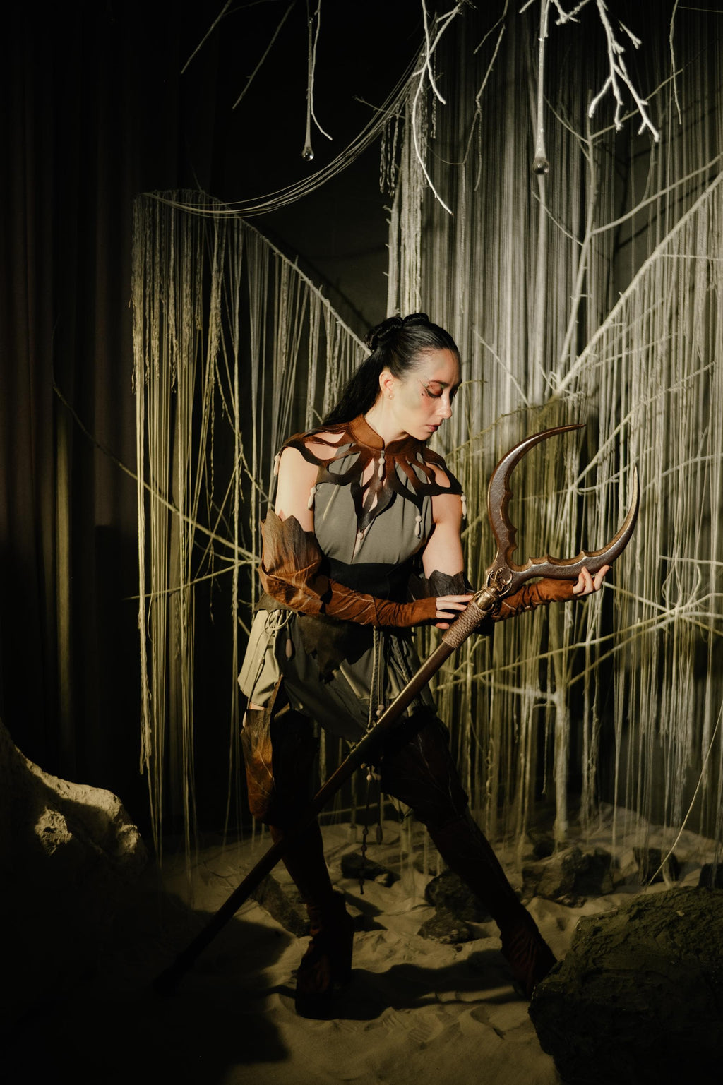 Bug-Shaped Arcane Staff – Wooden Fantasy Costume, Beetle Design, Handmade Druidic Decor, Nature-Inspired Prop