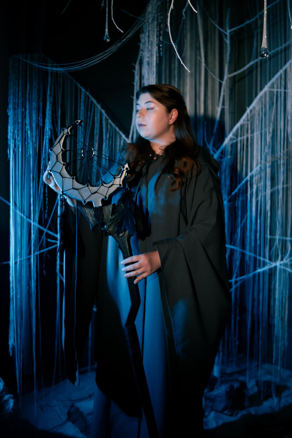 Lunar Dreamcatcher Staff – Handmade Silver Moon, Black Crescent Ritual Prop, Accessory with Feathers & Web, Costume Accessories, Macrame Art