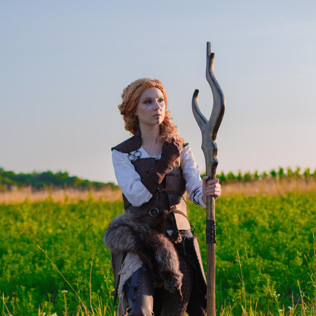 Staff of Luminae – Cosmic Wooden Staff, Handcrafted Wizard Prop, Fantasy Decor, Mystic Cosplay Staff, Celestial Magic Wand