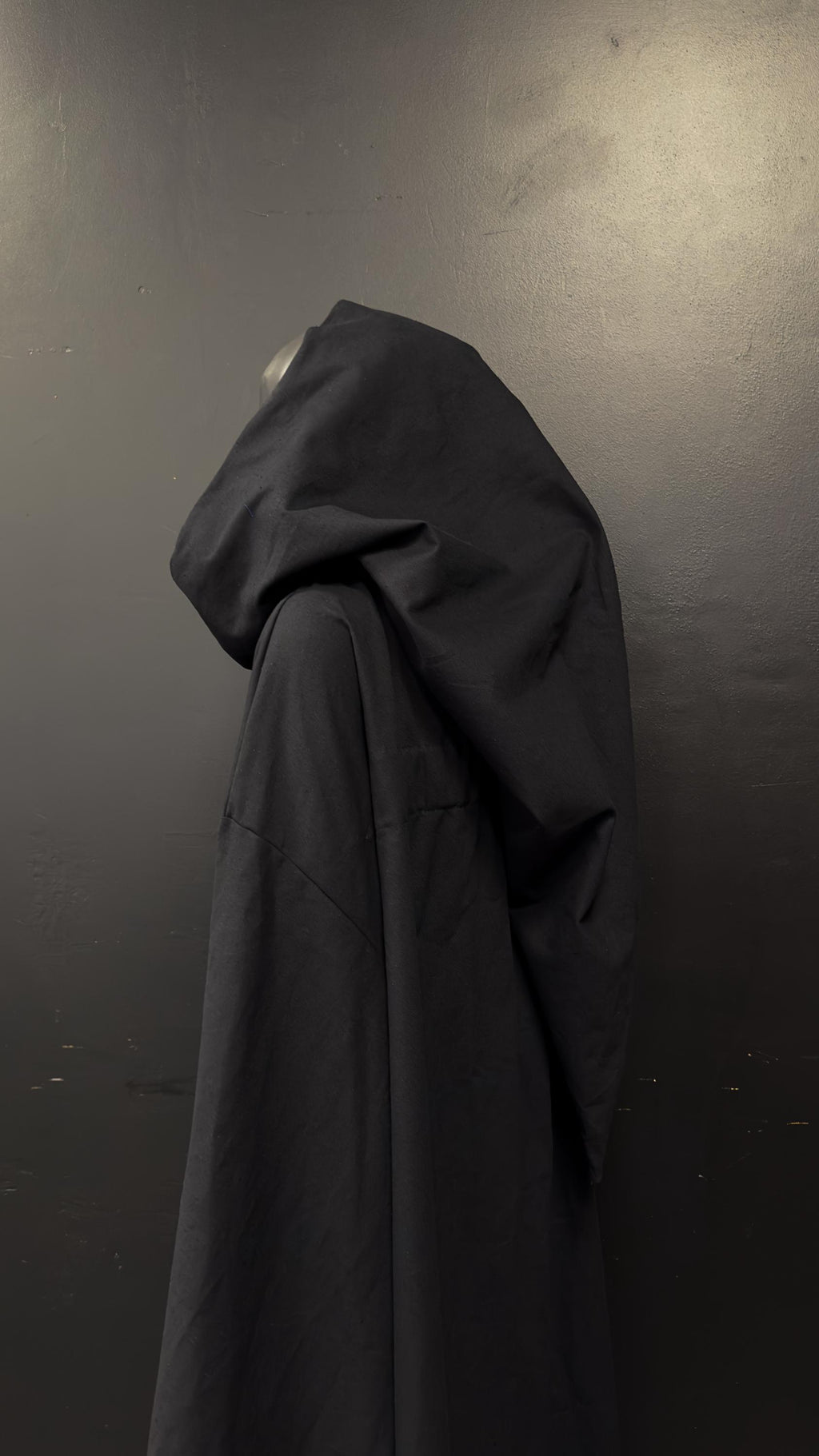 Raven Hooded Cloak – Dark Black Mantle, Hooded Cape, Unisex Medieval Fantasy Outfit, Handmade Renaissance Robe, Cosplay Costume