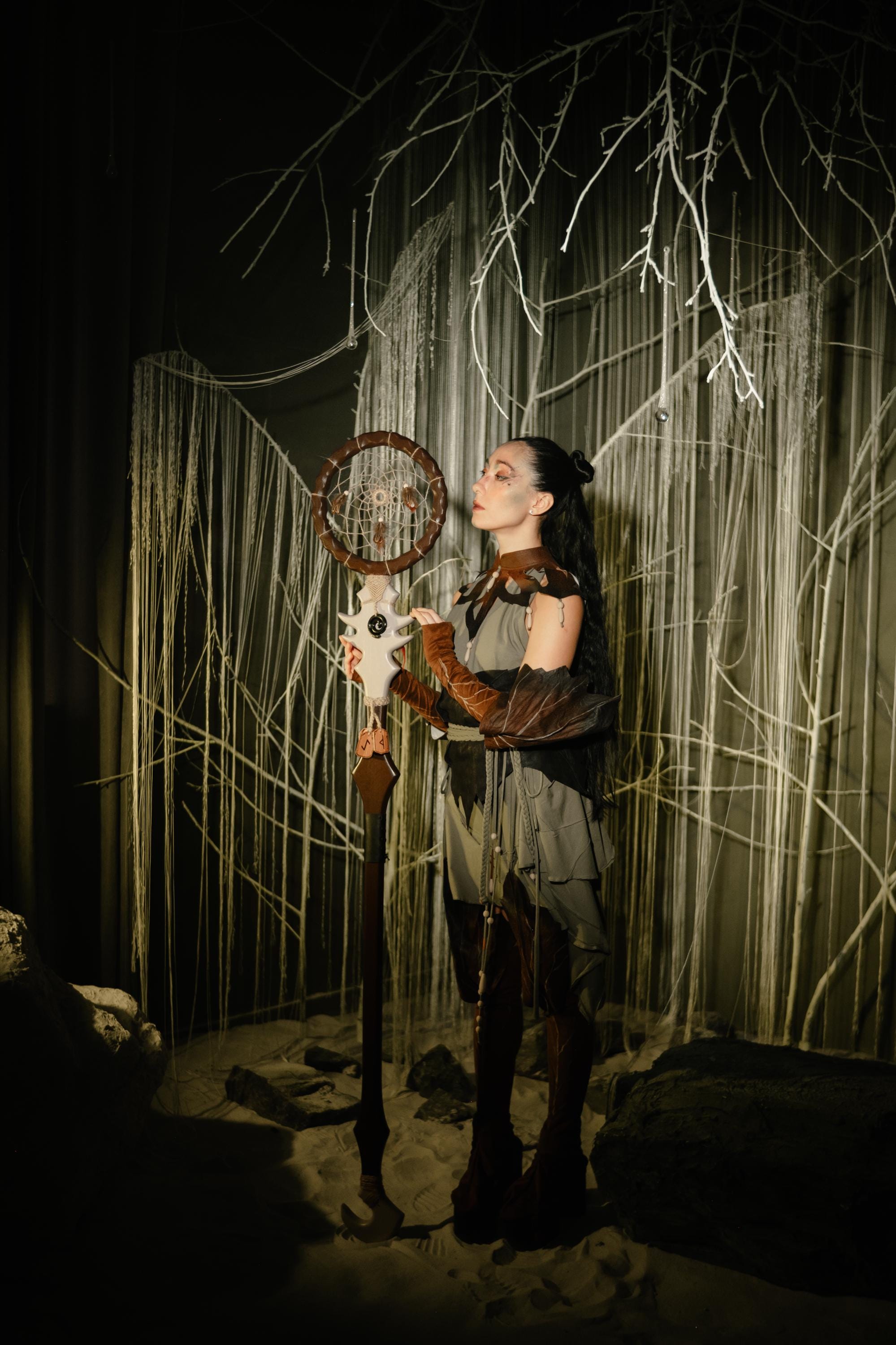 Wooden Dreamcatcher Staff – Forest-Inspired Fantasy Prop with Feathers Wizard Staff Cosplay