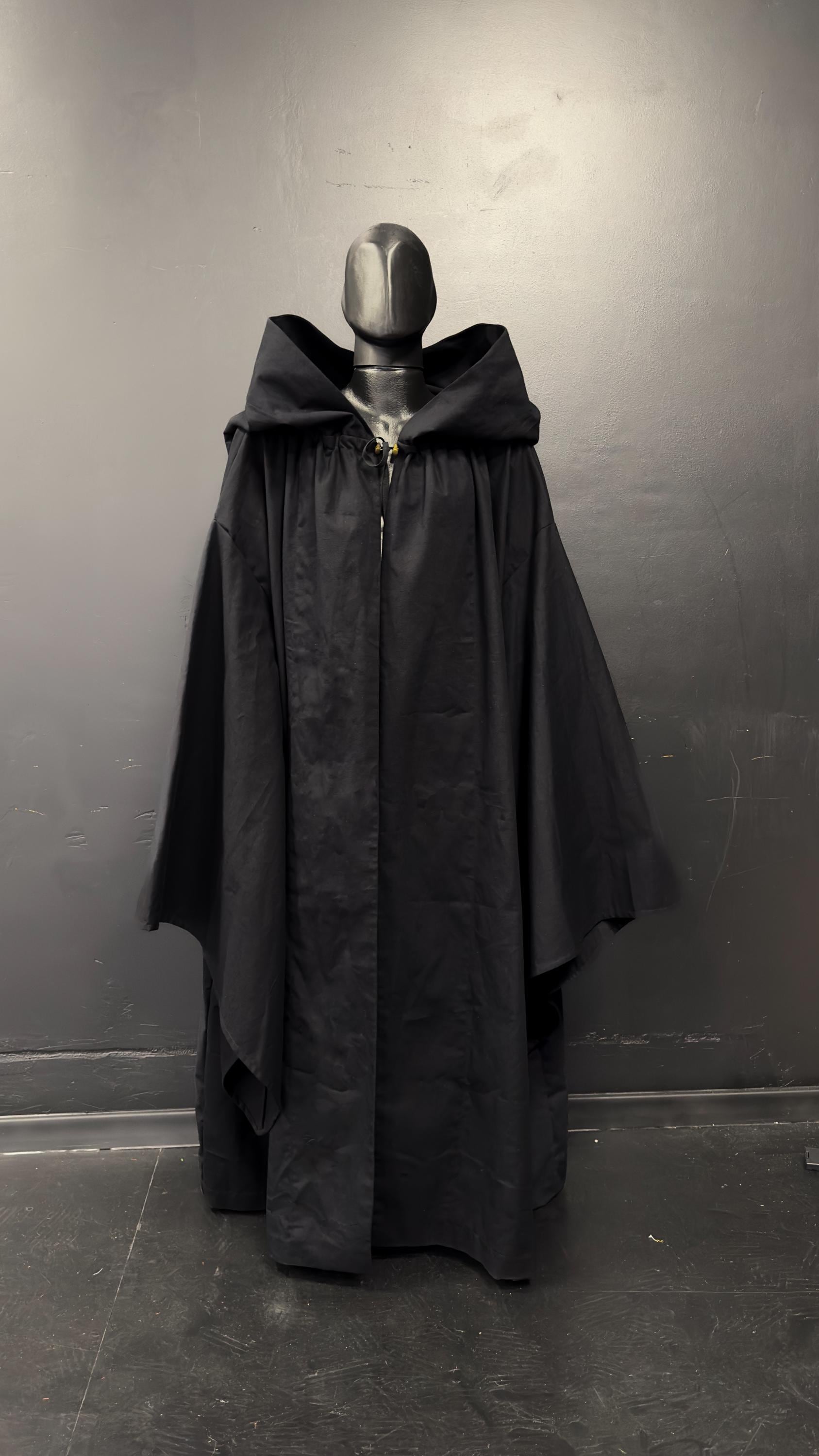 Raven Set –  Raven Black Cloak and Tunic, Sorcerer or Warlock Outfit, Gothic Medieval Robe, Handmade Dark Fantasy Clothing, Shadowborne