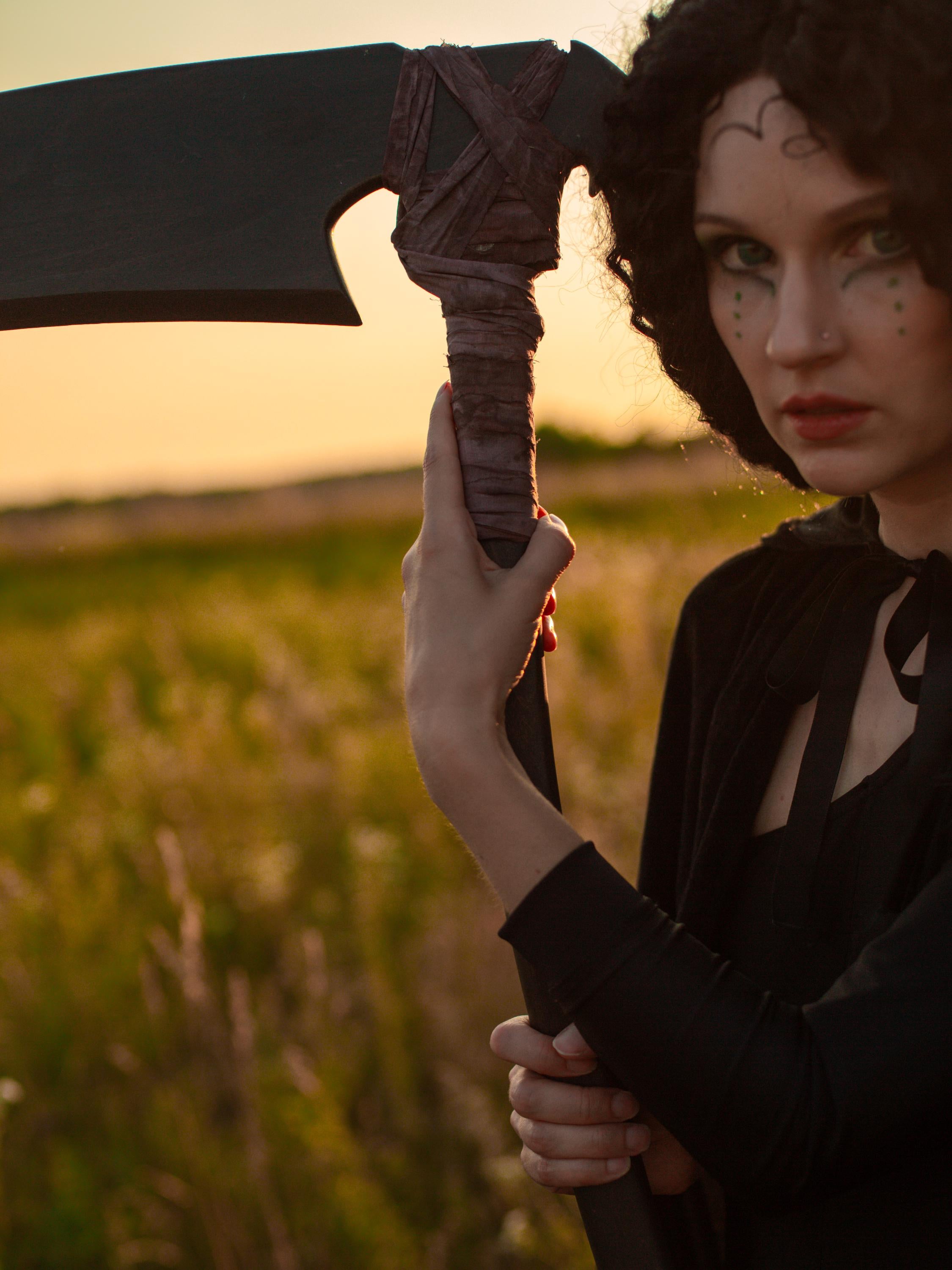 Harvest of Souls Scythe Staff – Handcrafted Wooden Fantasy Prop, Grim Reaper Magical Staff, Dark Sorcerer or Necromancer Decor