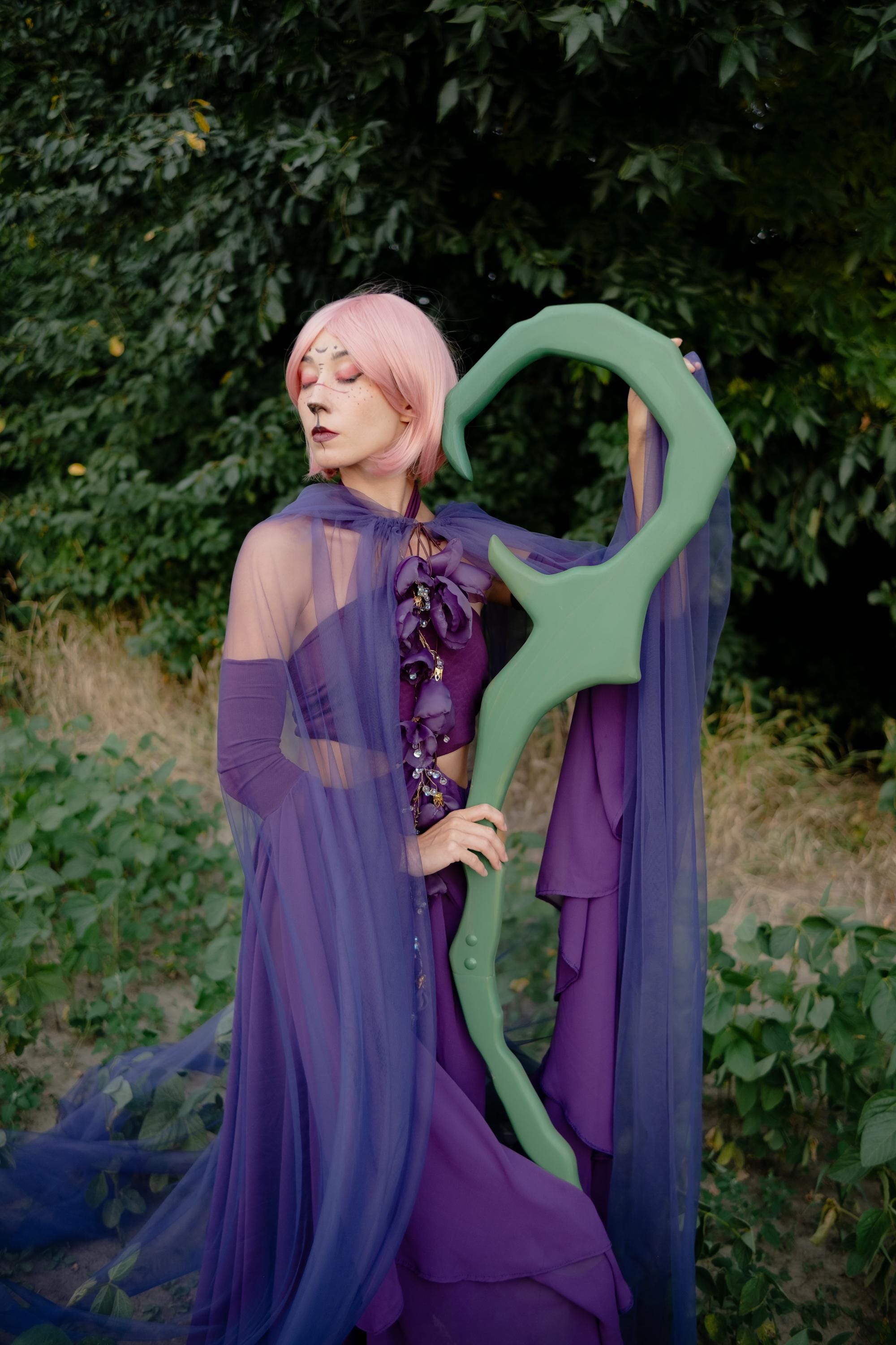 Root of Power Wooden Staff – Druid Prop, Fantasy Wizard Staff, Cosplay Nature Magic Cane, Elven Forest Wand