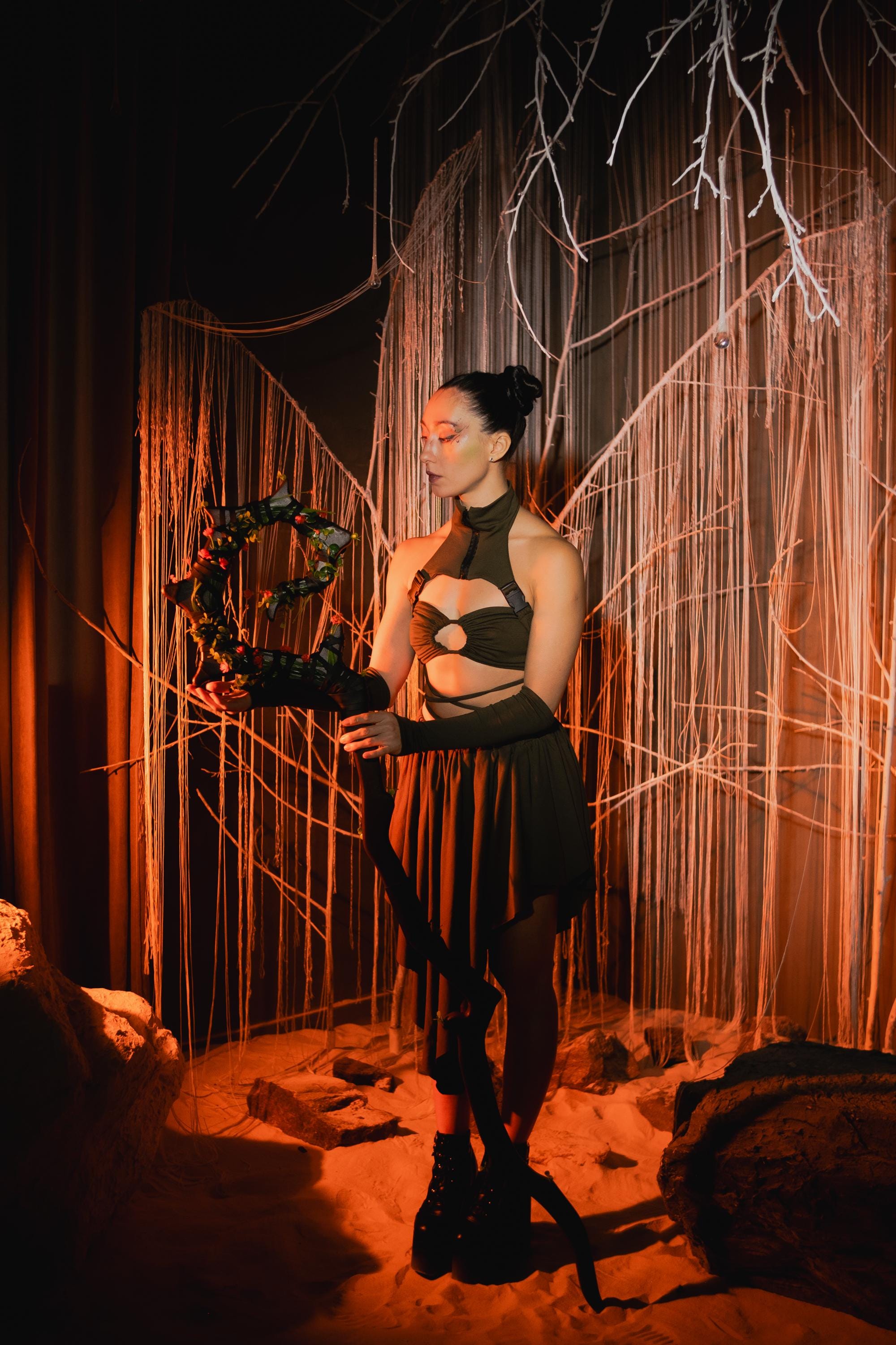 The Swamp Druid Staff with Red Flowers, Druid Сane, Wooden Fantasy Prop for Tiefling, Genasi Cleric, Wizard Costume