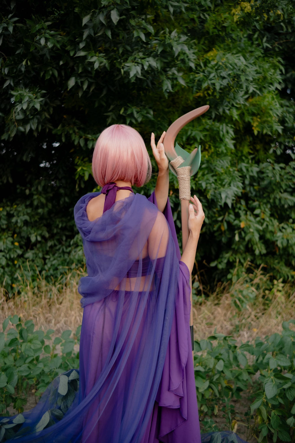 Verdant Claw - Handmade Druid Wooden Staff with Foam Leaf, for Elvens, Forest Mages, Magic Wand, Fantasy Witch Wizard Costume Accessory