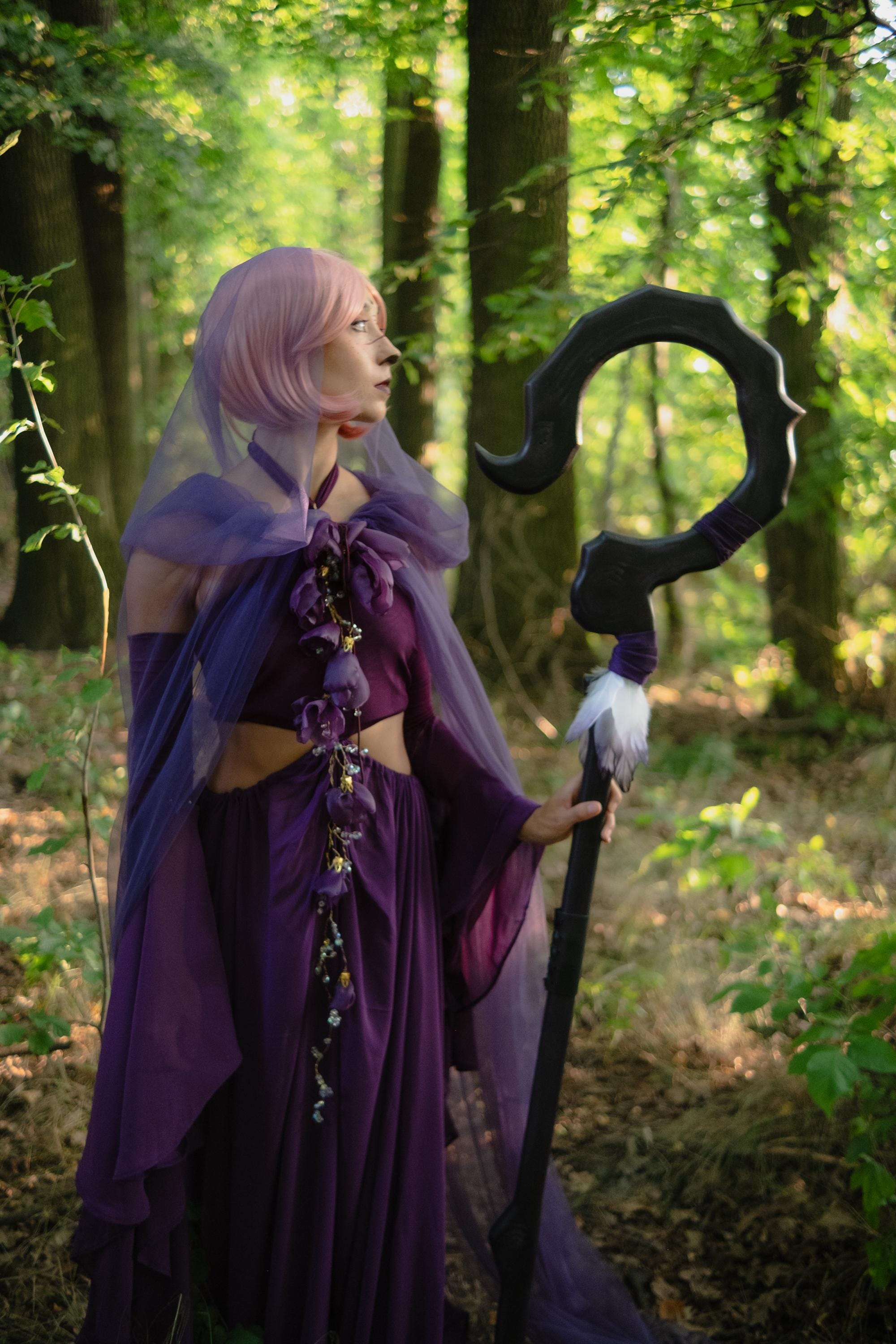 Whisper of the Void Wooden Staff - Dark Fantasy Wizard Staff, Purple Mage Prop, Witchcraft Cosplay Cane with Feathers