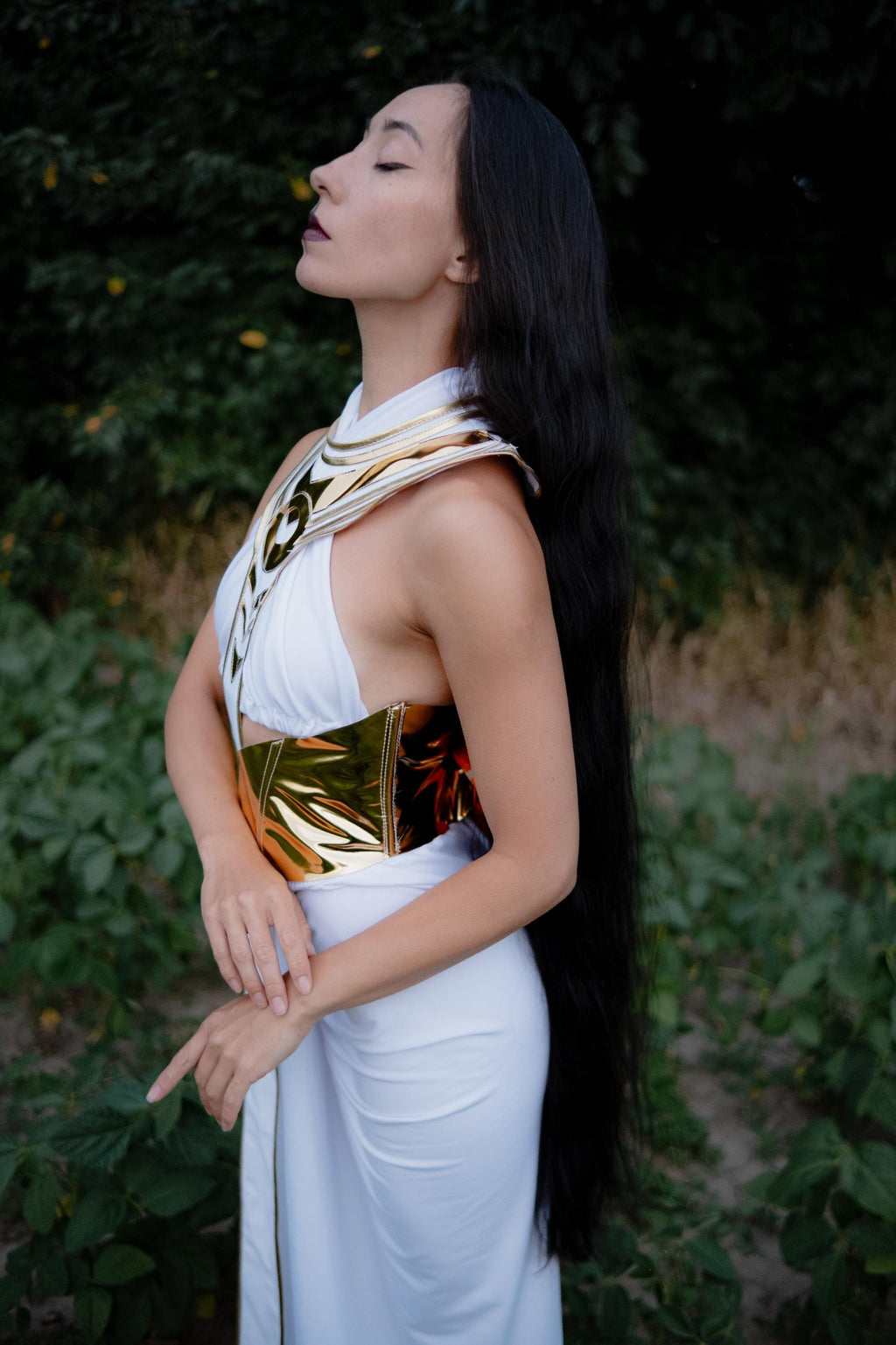 White and Gold Goddess Egyptian Costume – Fantasy Priestess Cosplay Dress & Mythical Characters