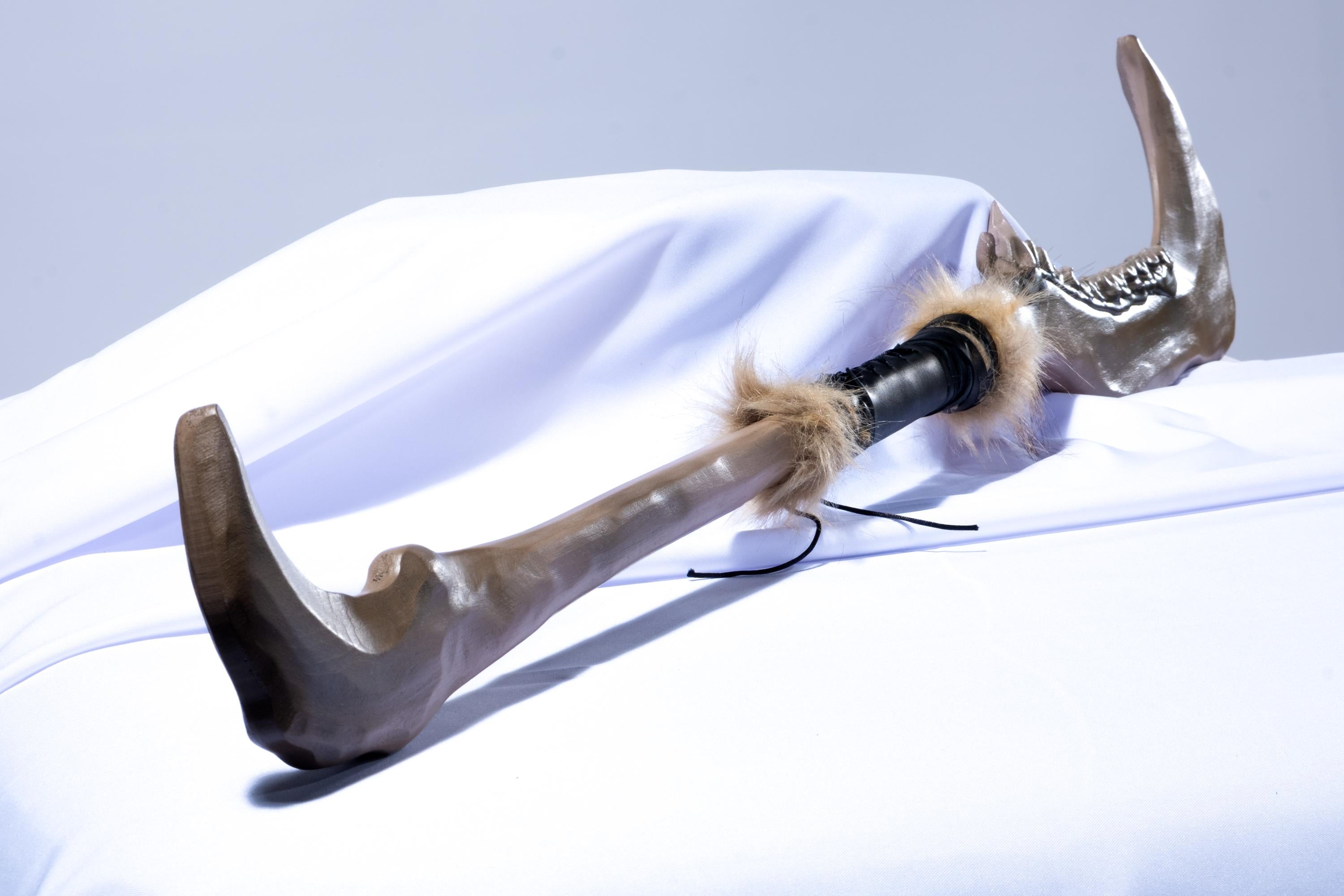 Savage Bone Club – Tribal Fantasy Weapon – Handmade Wooden Mace with 3D Printed Teeth – Cosplay, Barbarian Prop, Orc Warrior, Mythic Shaman