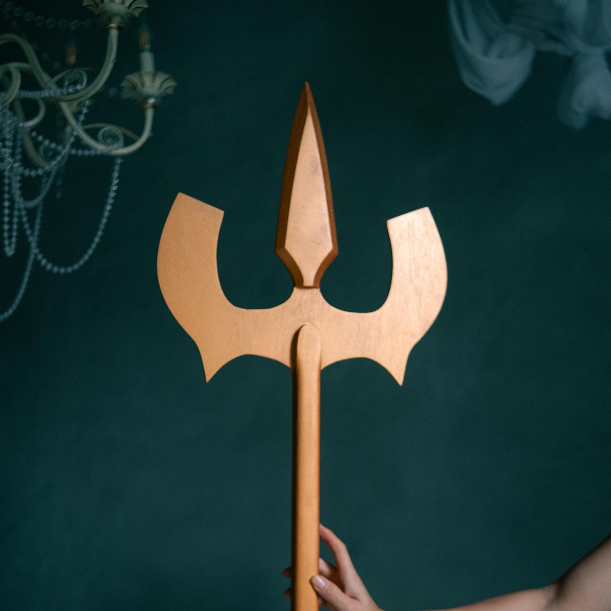 Golden Trident Egyptian Staff – Wooden Fantasy Prop, Mythical Weapon Accessory For Festivals,Mosmic Warrior