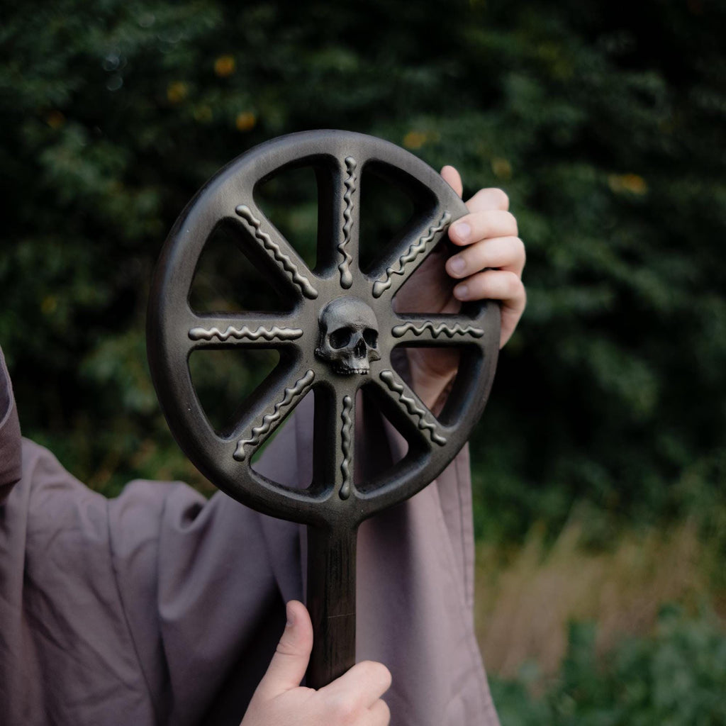 Skull Wheel Staff – Dark Ritual Wooden Prop, Sorcerer and Warlock Staff, Handcrafted Wizard Wand