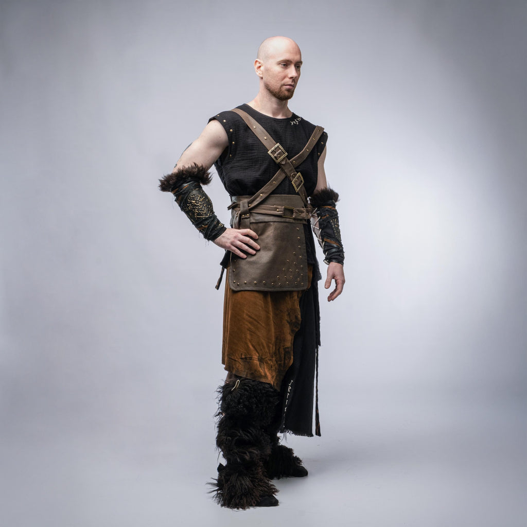 Viking Hunter Costume – Runic Leather Armor – Handcrafted Nordic Outfit – Cosplay & LARP Set