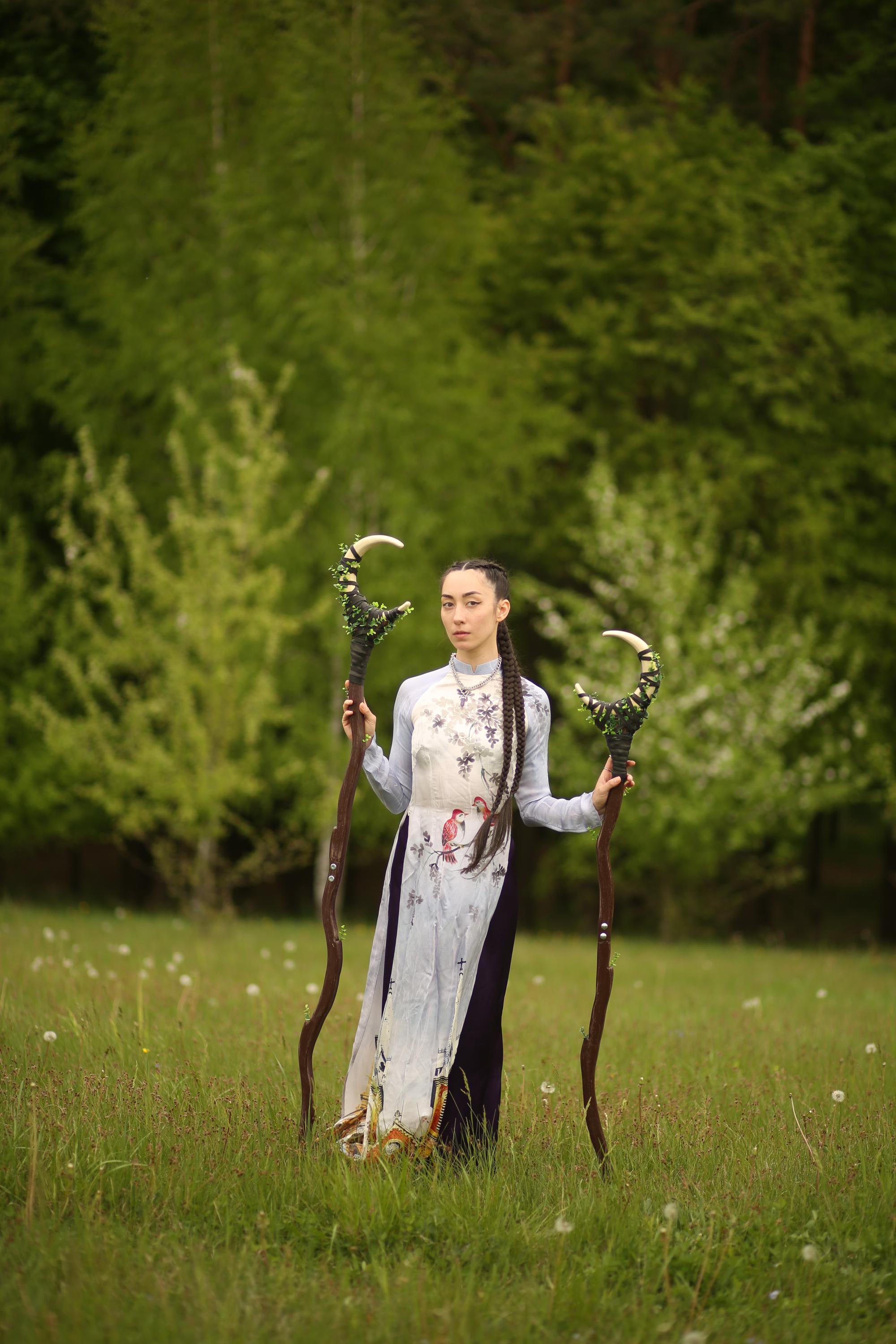 Crescent Moon Staff — Magical Stick Cosplay, Wizard, Witchcraft Draconic Wood, Wicca, Costume Accessories, Wizardry Cosplay, Alder