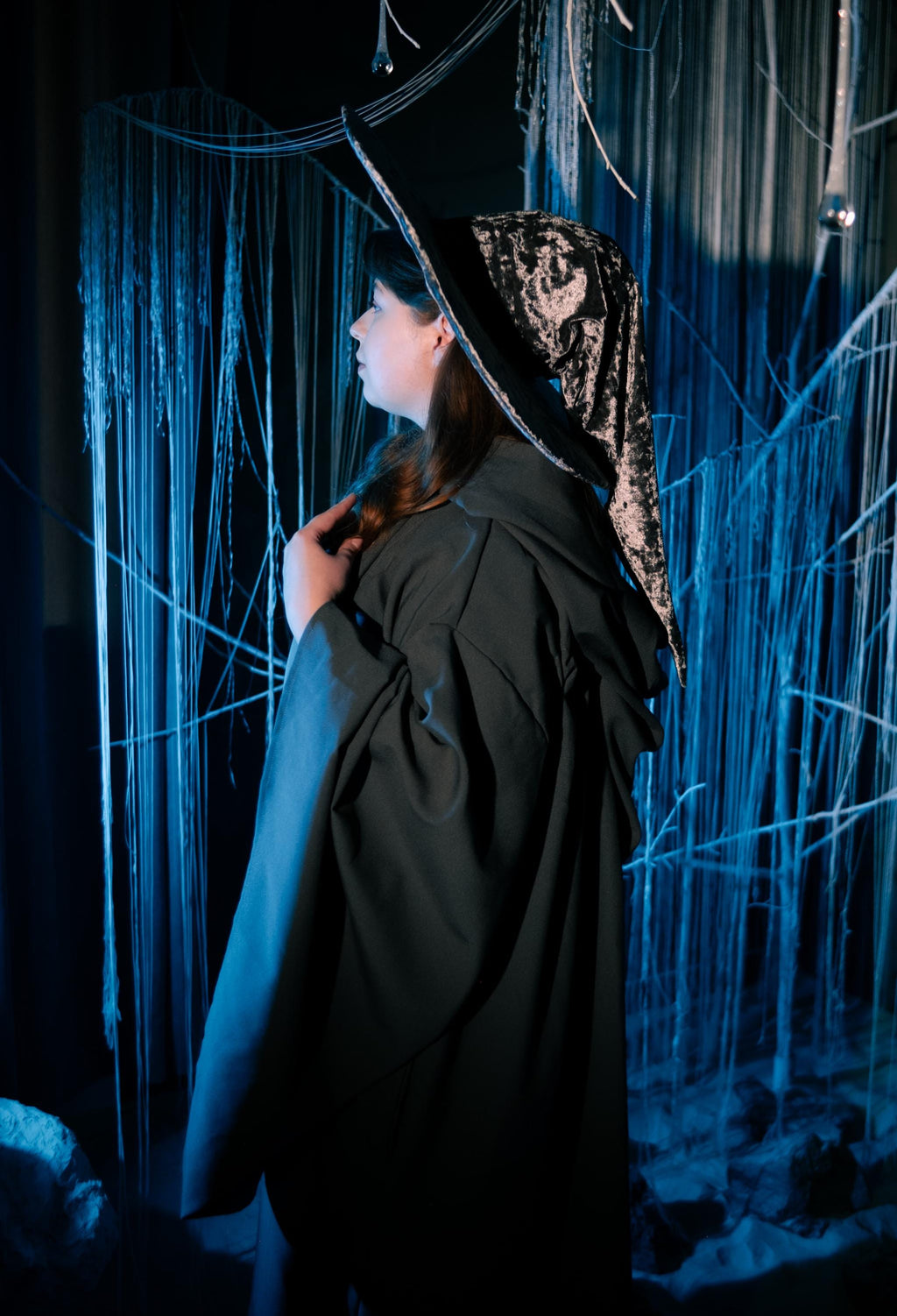 Gray Crushed Velvet Wizard Hat – Handmade Fantasy Outfit, Medieval Renaissance Costume Accessory, Custom Elven Magic Hat