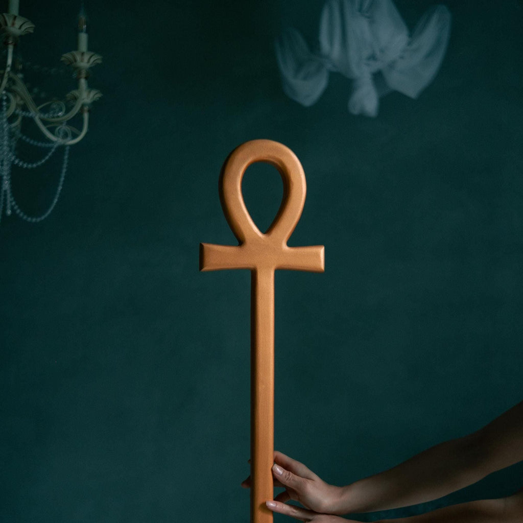 Golden Ankh Staff – Handcrafted Wooden Egyptian Prop, Pharaoh Walking Cane, Ancient Magic Symbol, Fantasy Cosplay Accessory